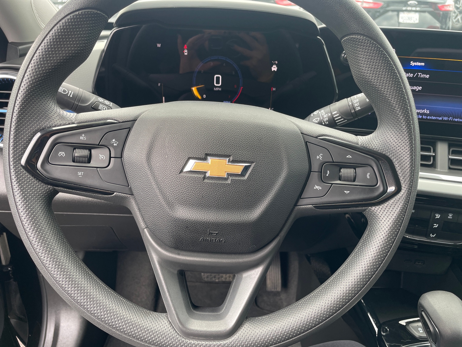 Thumbnail: 2025 Chevrolet Trax - 4