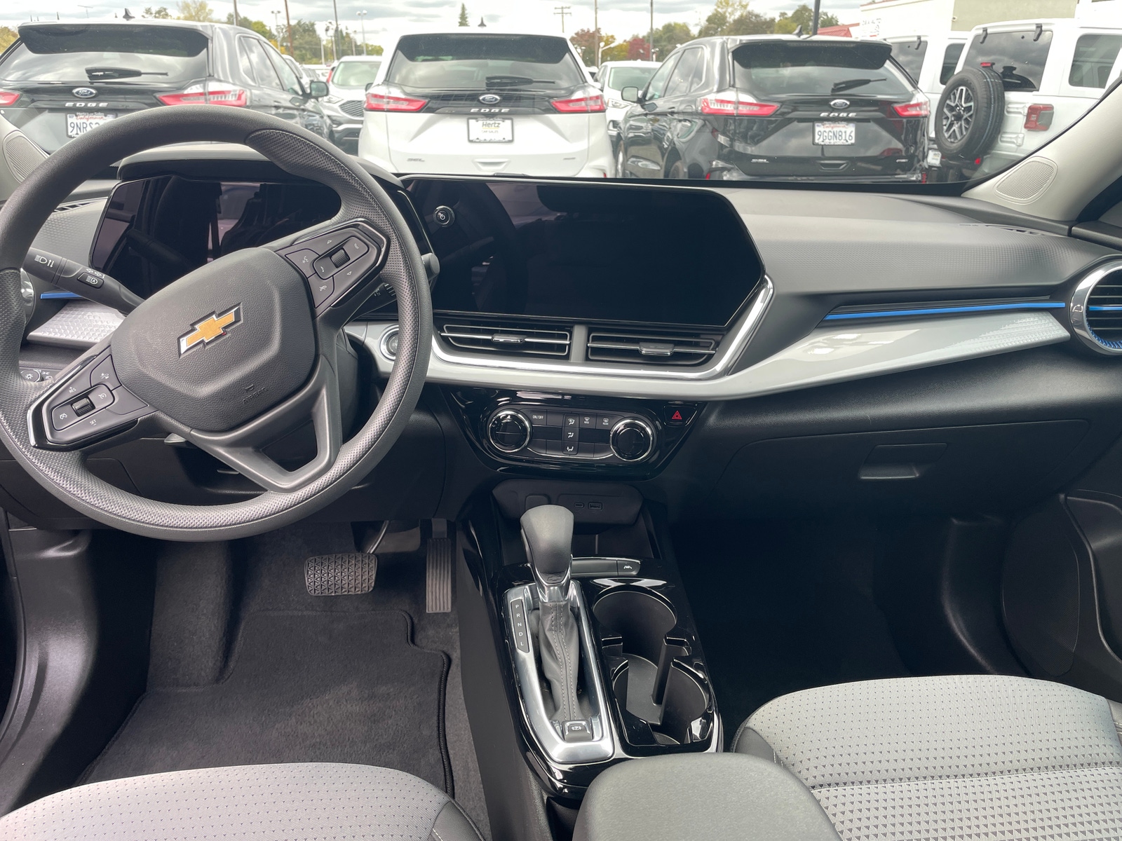 Thumbnail: 2025 Chevrolet Trax - 3