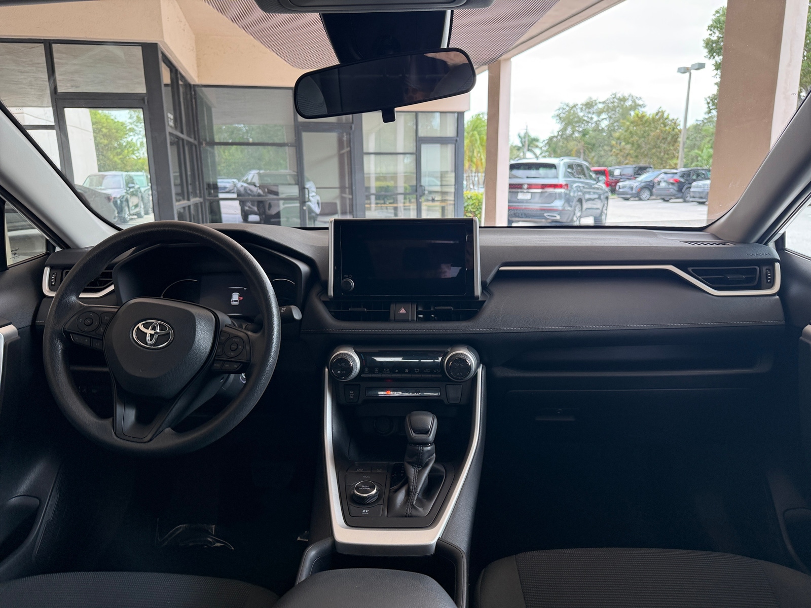 Thumbnail: 2025 Toyota RAV4 - 3