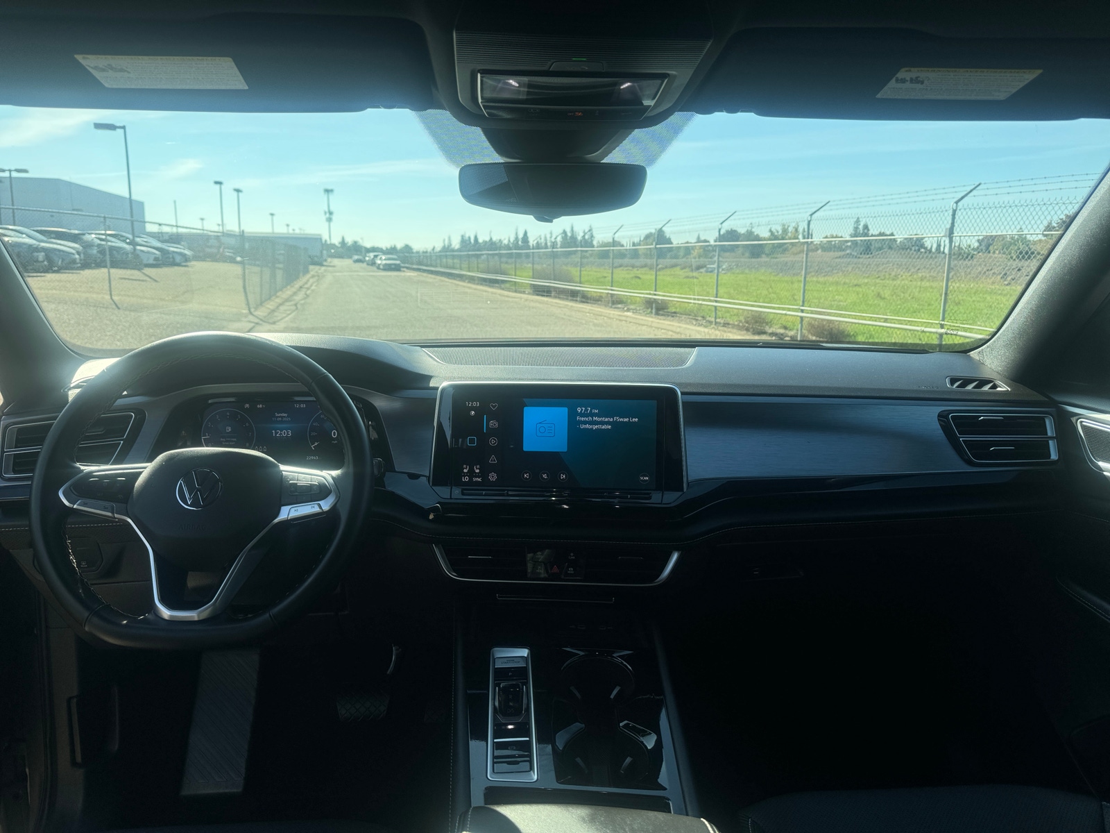 Thumbnail: 2025 Volkswagen Atlas - 3