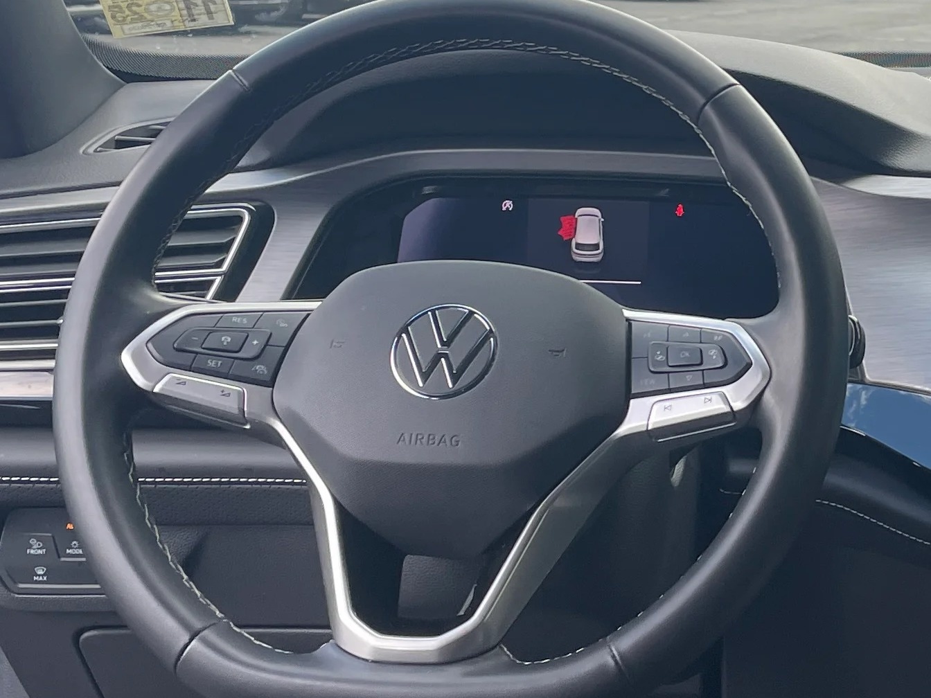 Thumbnail: 2025 Volkswagen Atlas - 5