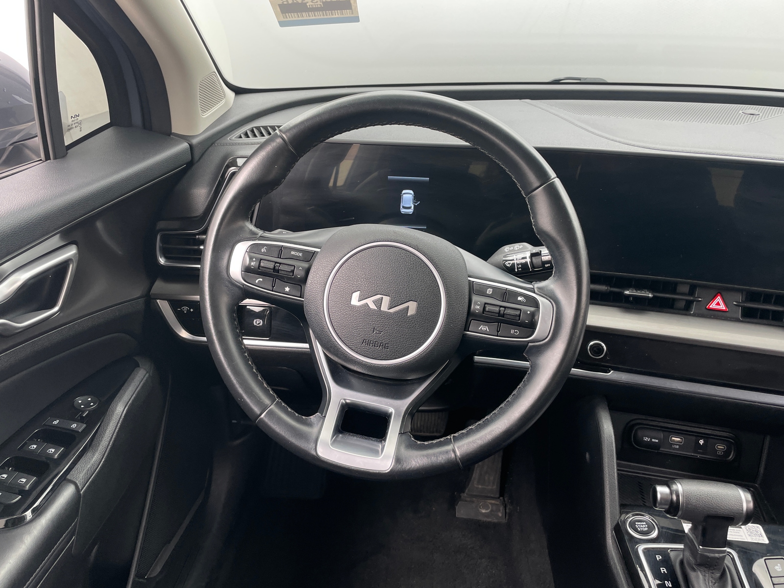 Thumbnail: 2023 Kia Sportage - 4