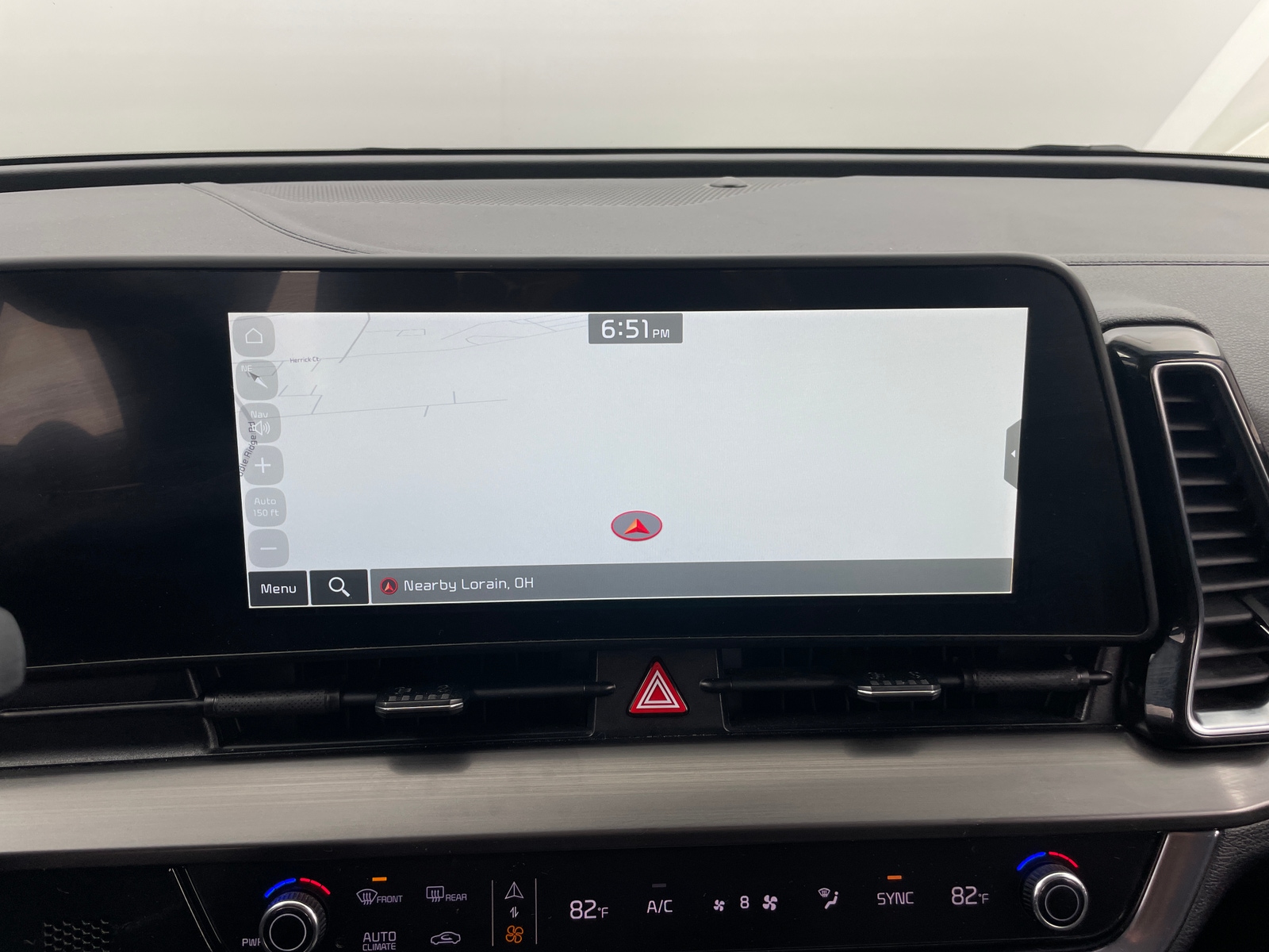 Thumbnail: 2023 Kia Sportage - 3