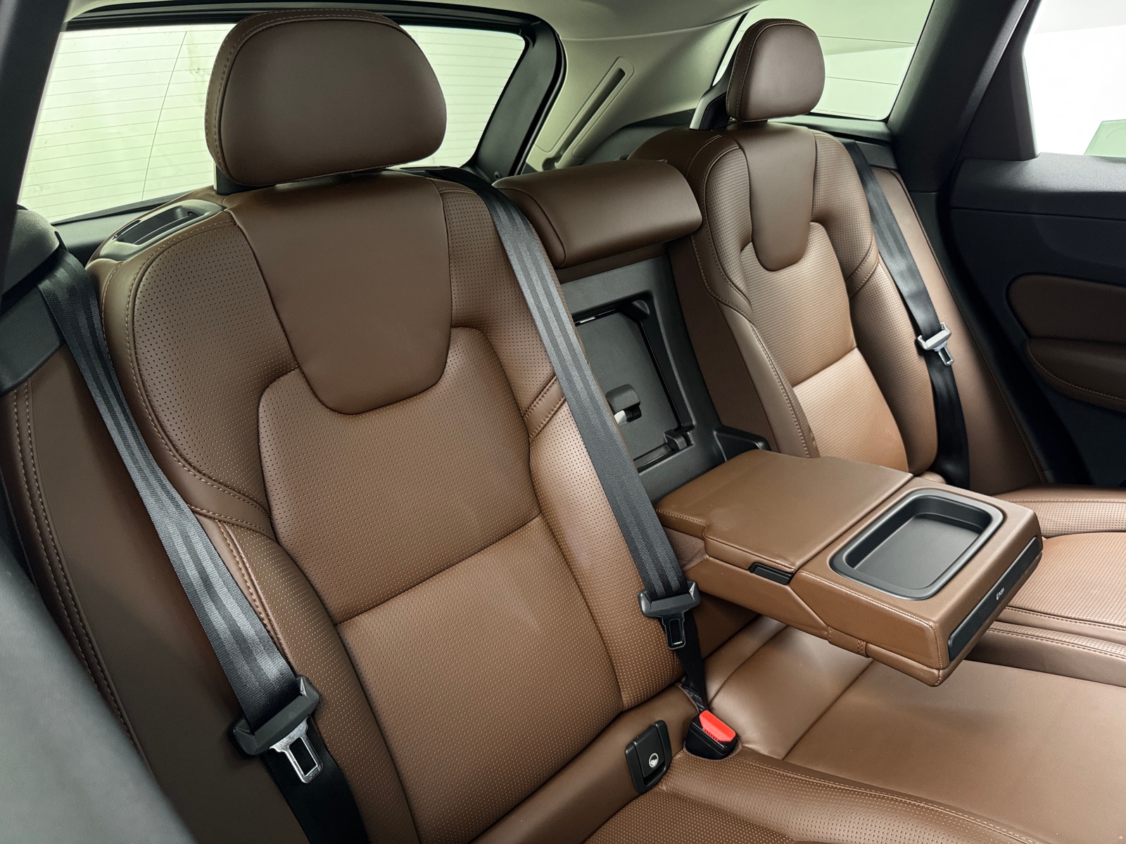 Thumbnail: 2019 Volvo XC60 - 5