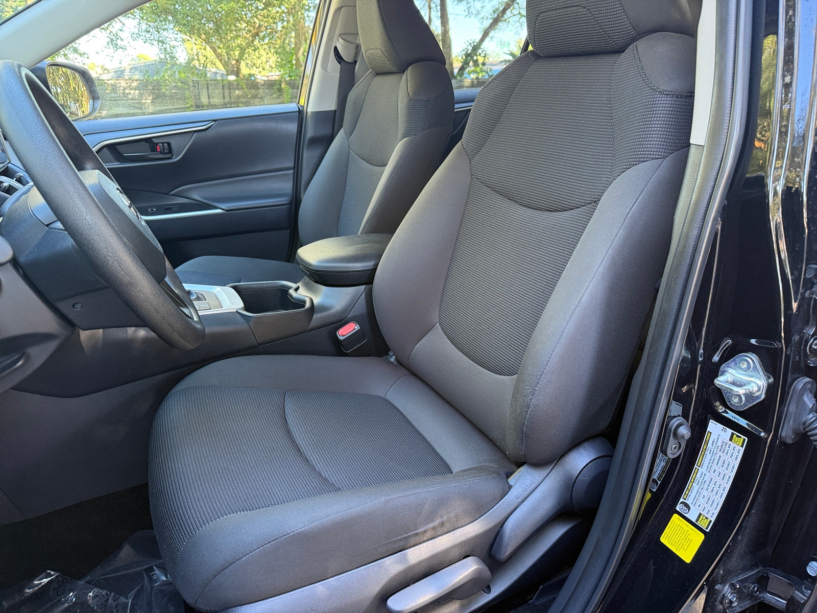 Thumbnail: 2025 Toyota RAV4 - 2