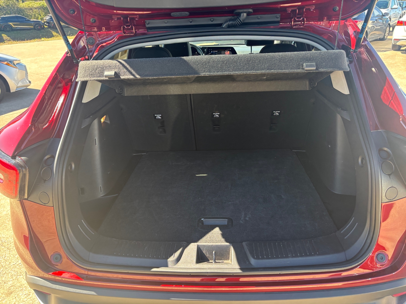 Thumbnail: 2025 Chevrolet Trax - 6