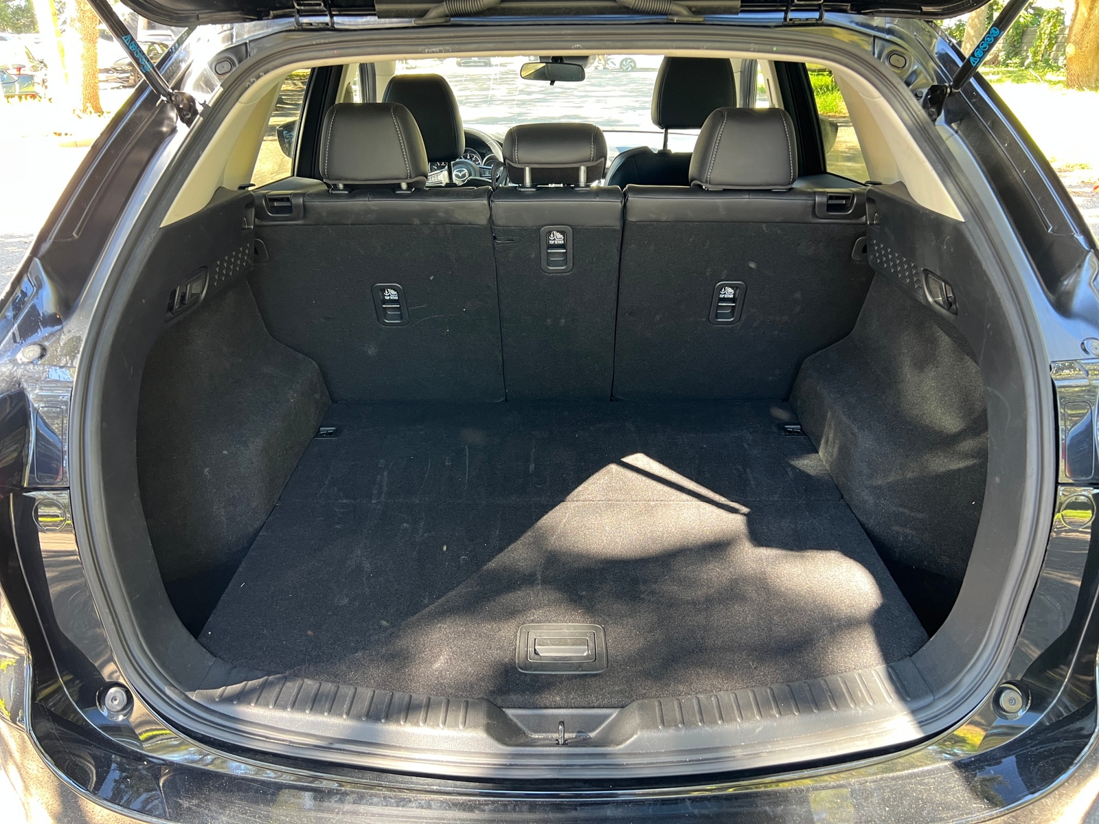 Thumbnail: 2025 Mazda CX-5 - 4