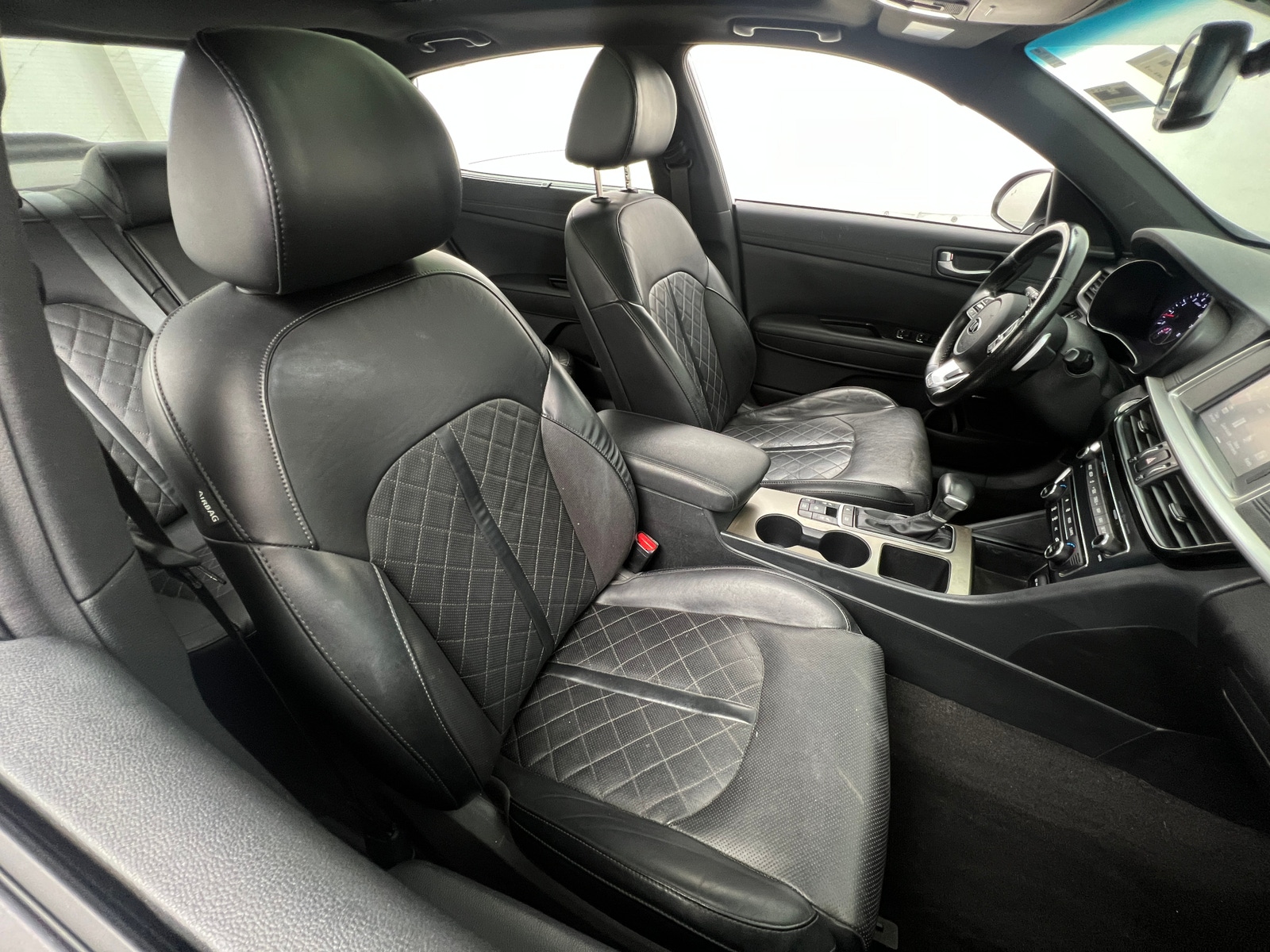 Thumbnail: 2019 Kia Optima - 2