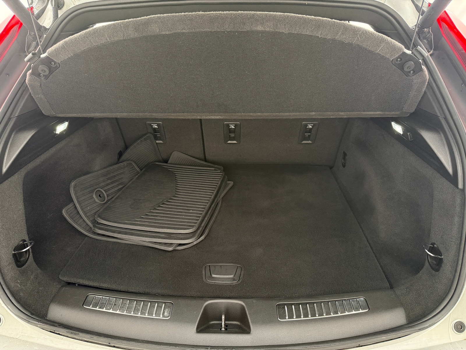 Thumbnail: 2021 Cadillac XT4 - 6