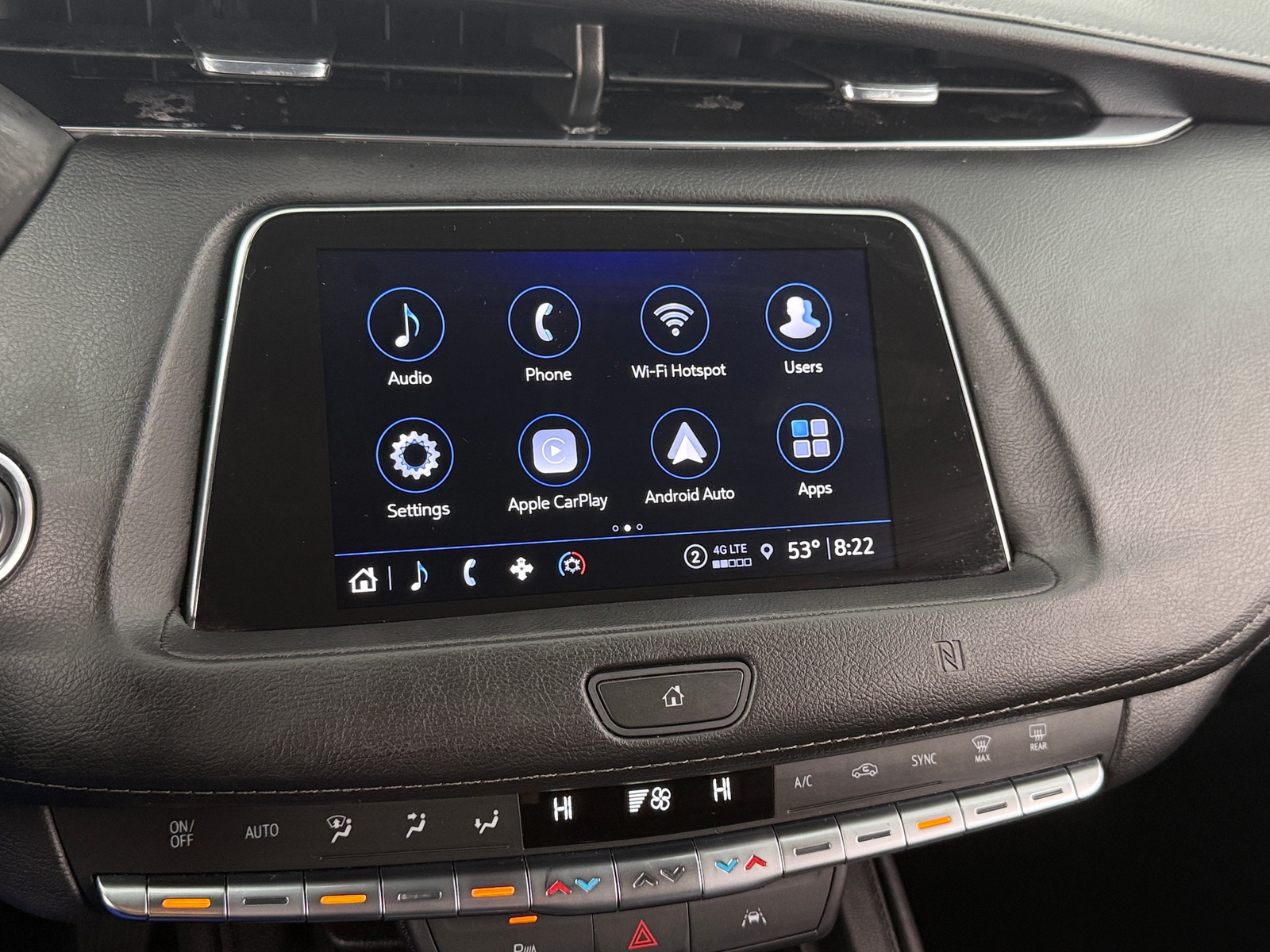 Thumbnail: 2021 Cadillac XT4 - 3