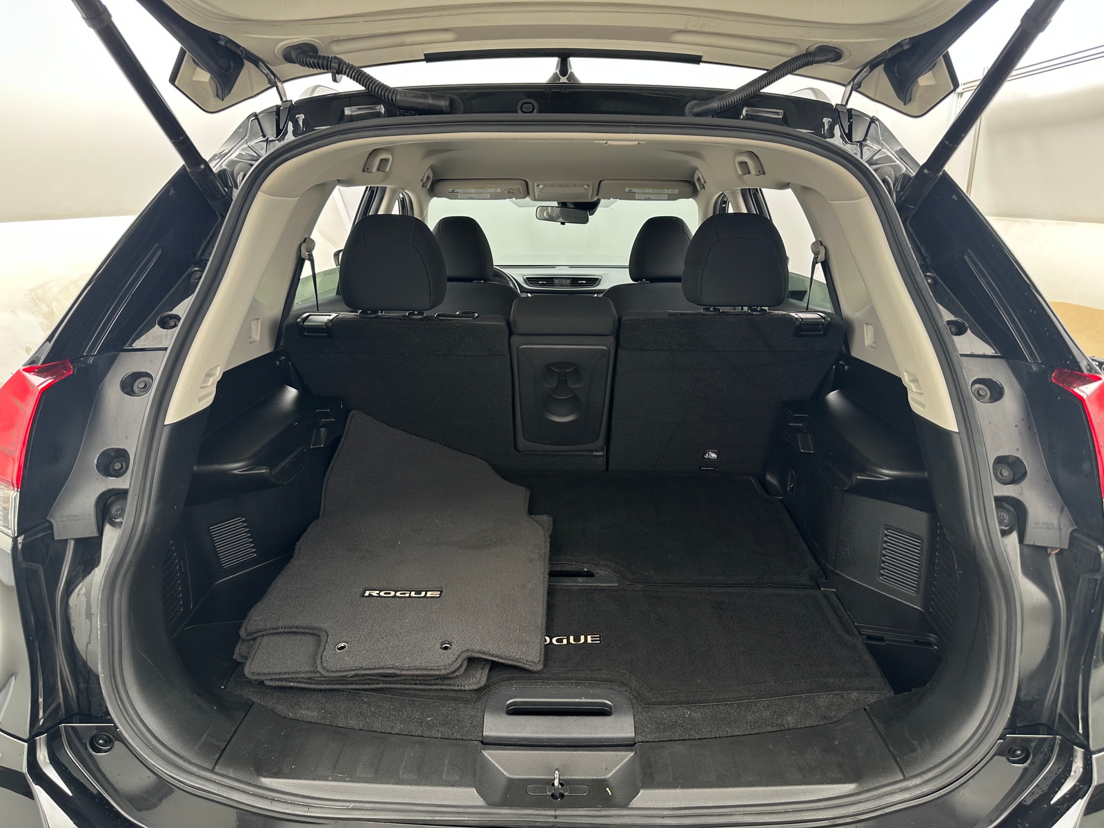 Thumbnail: 2019 Nissan Rogue - 7