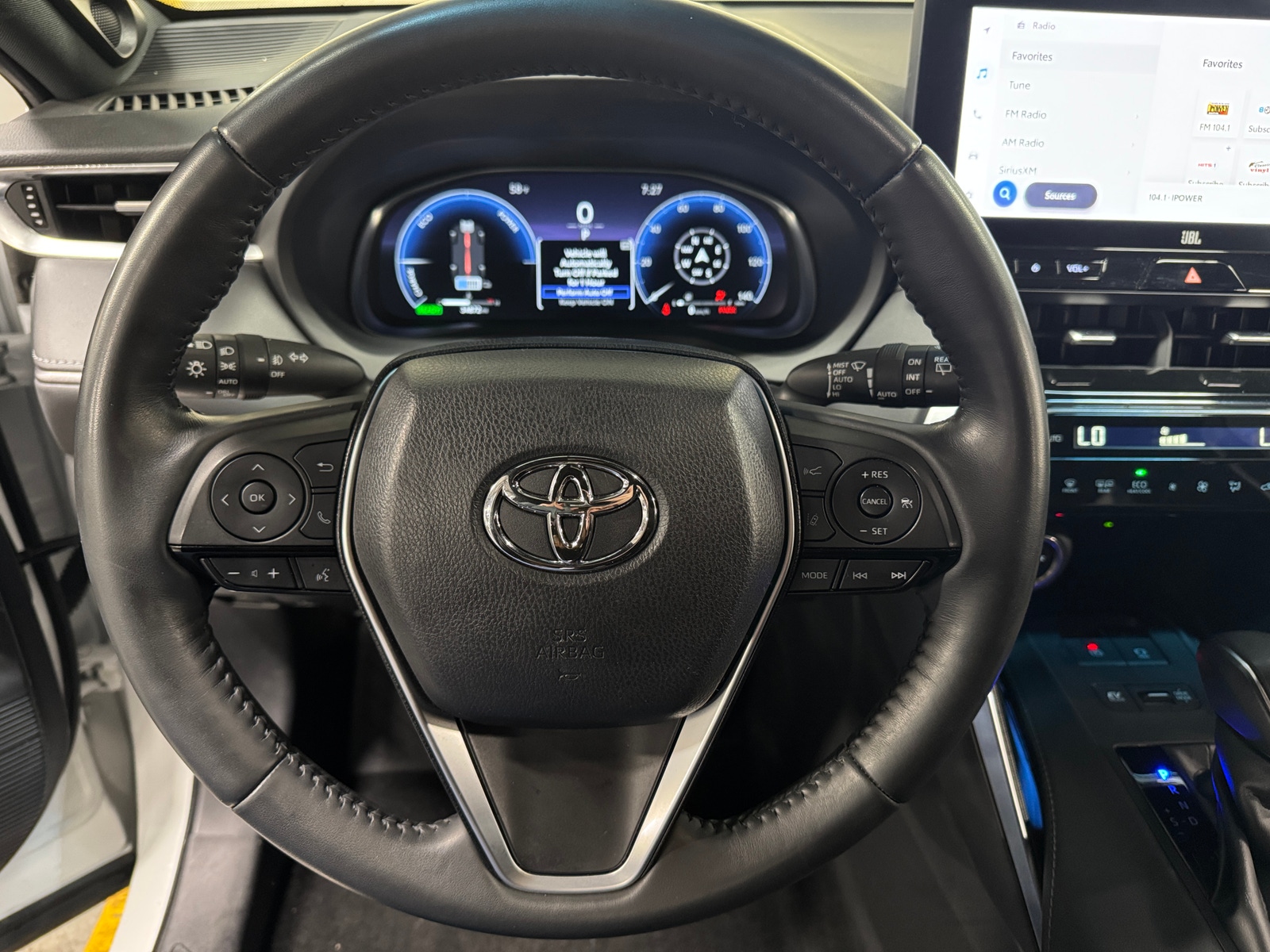 Thumbnail: 2023 Toyota Venza - 5