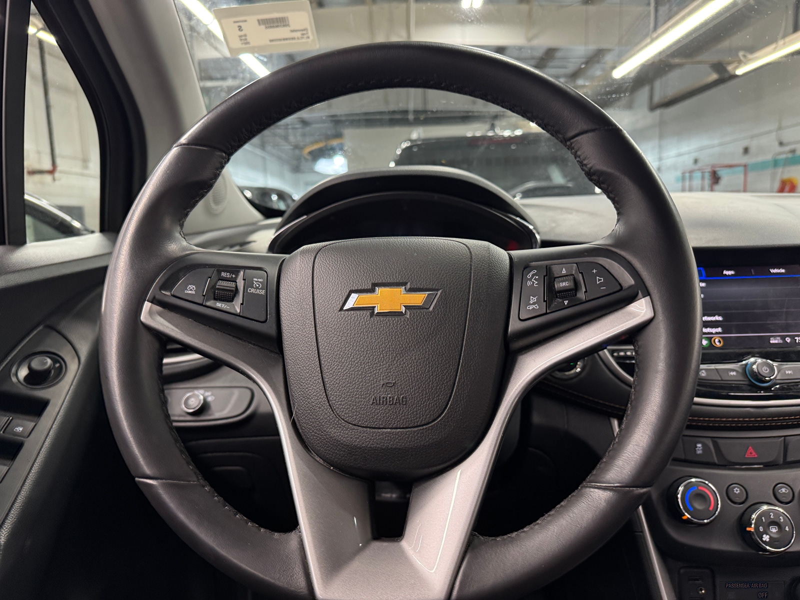 Thumbnail: 2021 Chevrolet Trax - 5