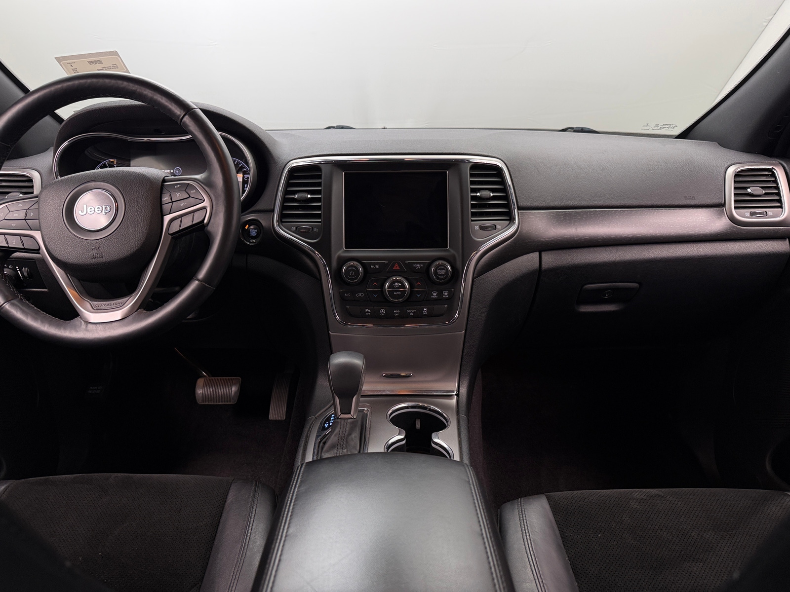 Thumbnail: 2018 Jeep Grand Cherokee - 2