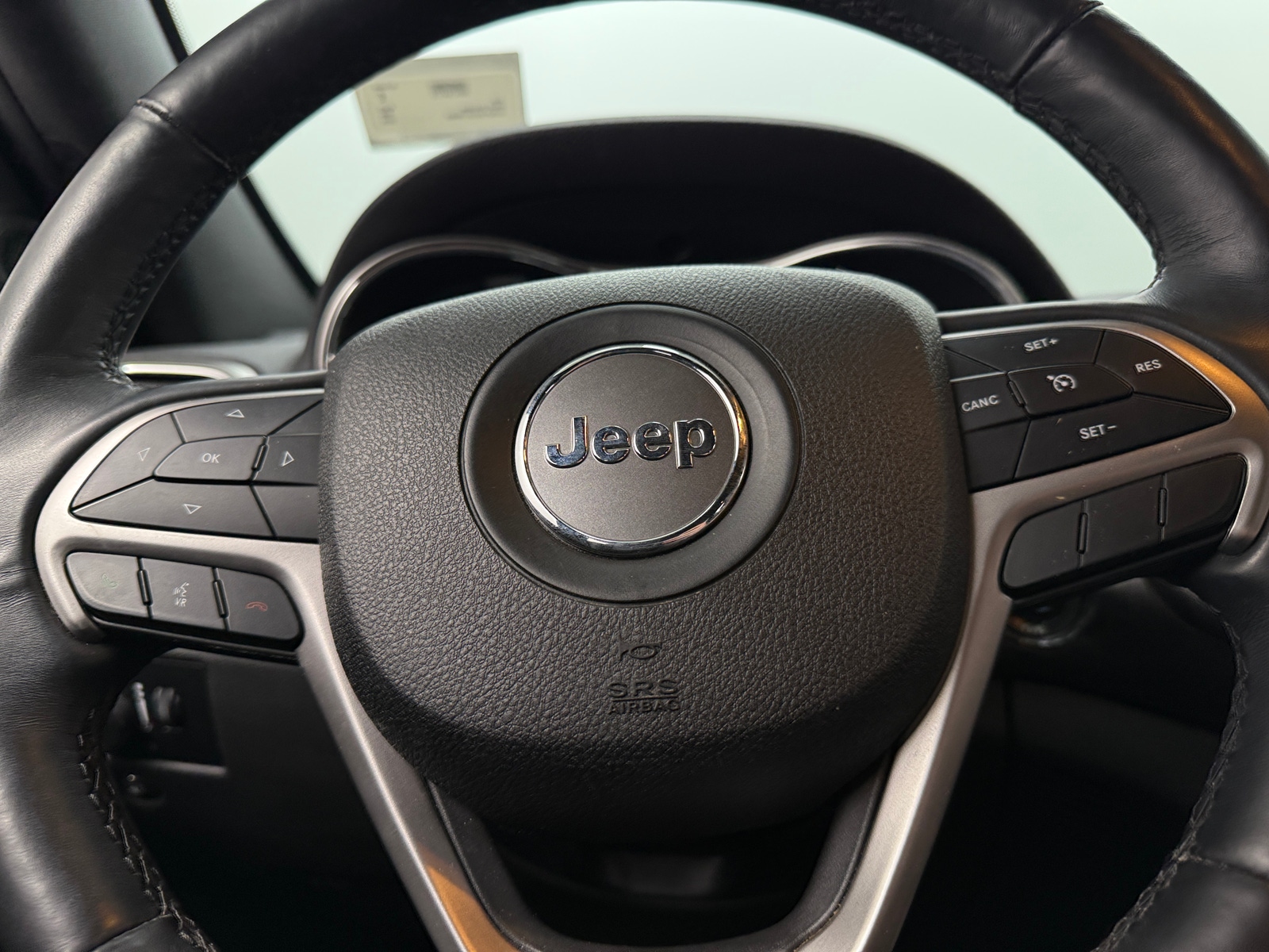 Thumbnail: 2018 Jeep Grand Cherokee - 4