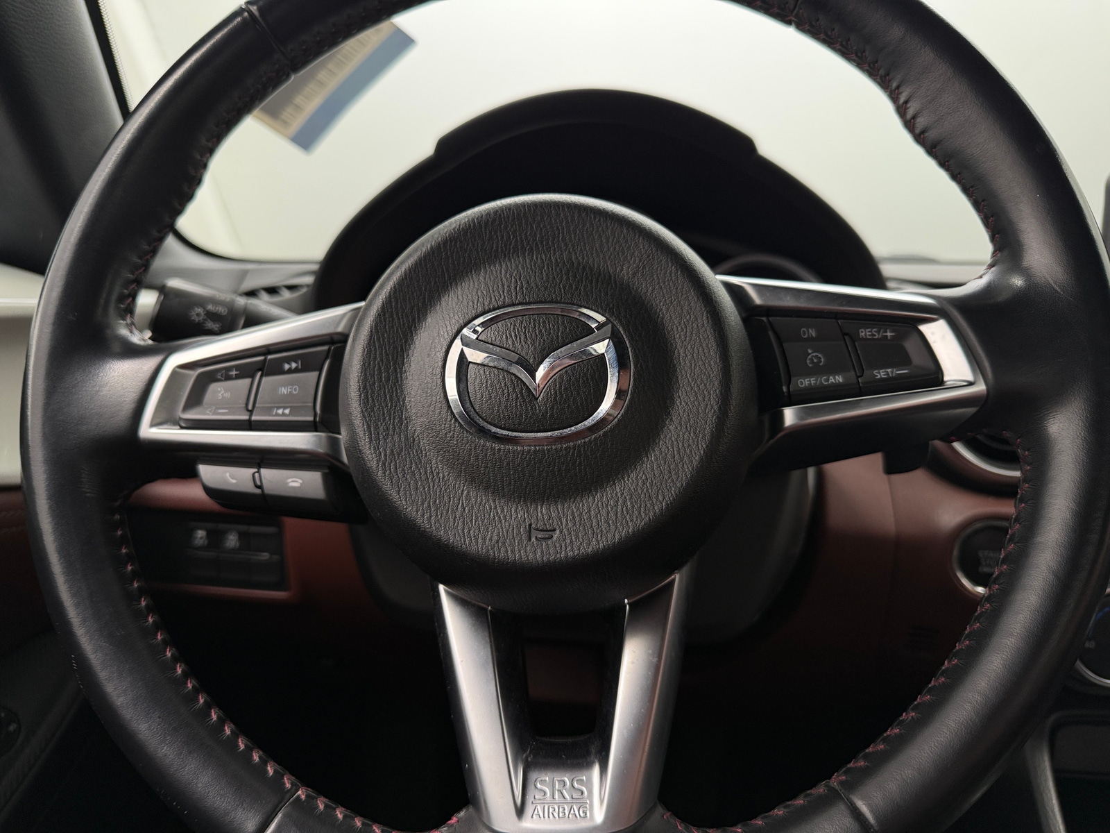 Thumbnail: 2019 Mazda MX-5 Miata - 3