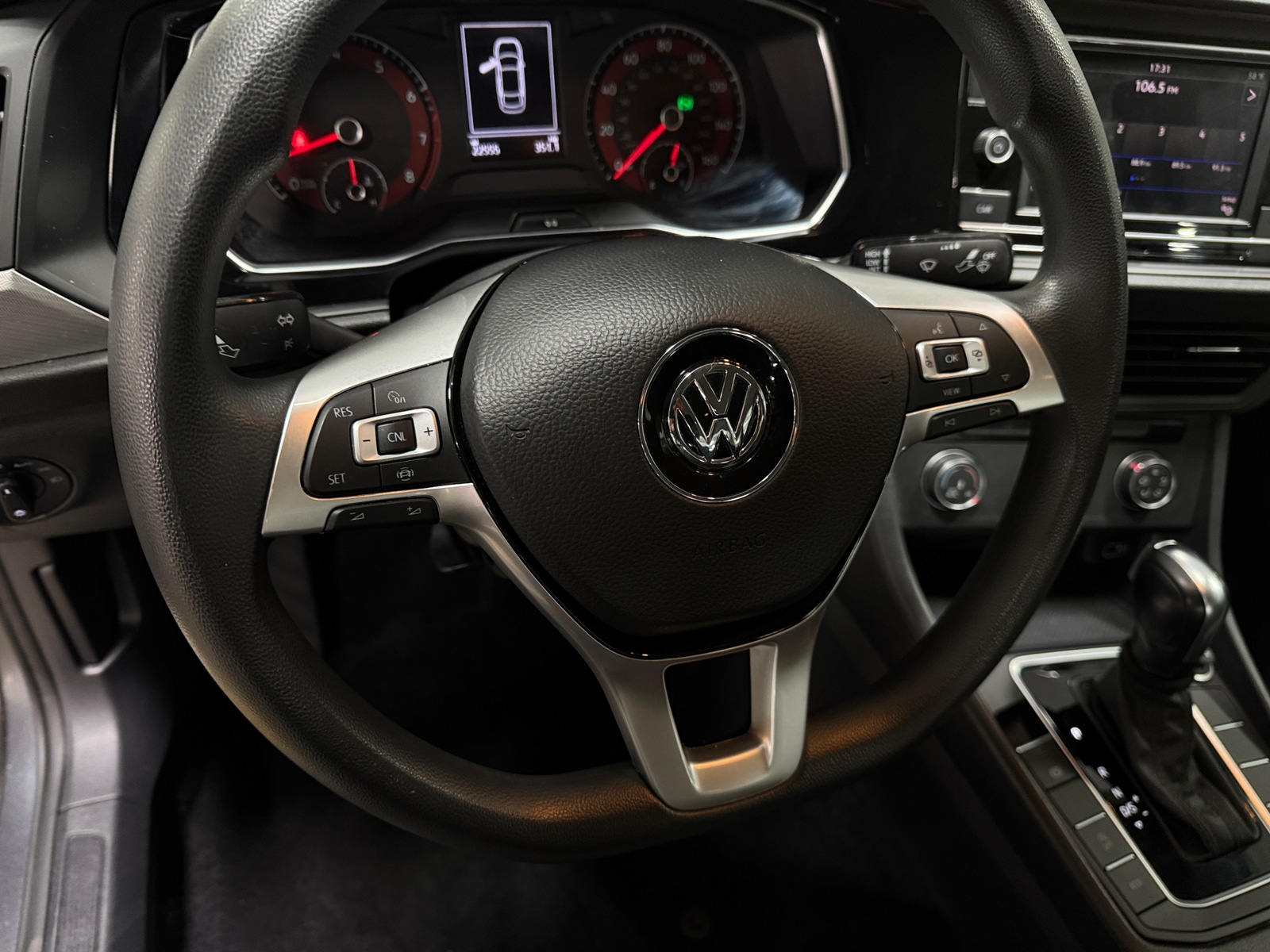 Thumbnail: 2019 Volkswagen Jetta - 5