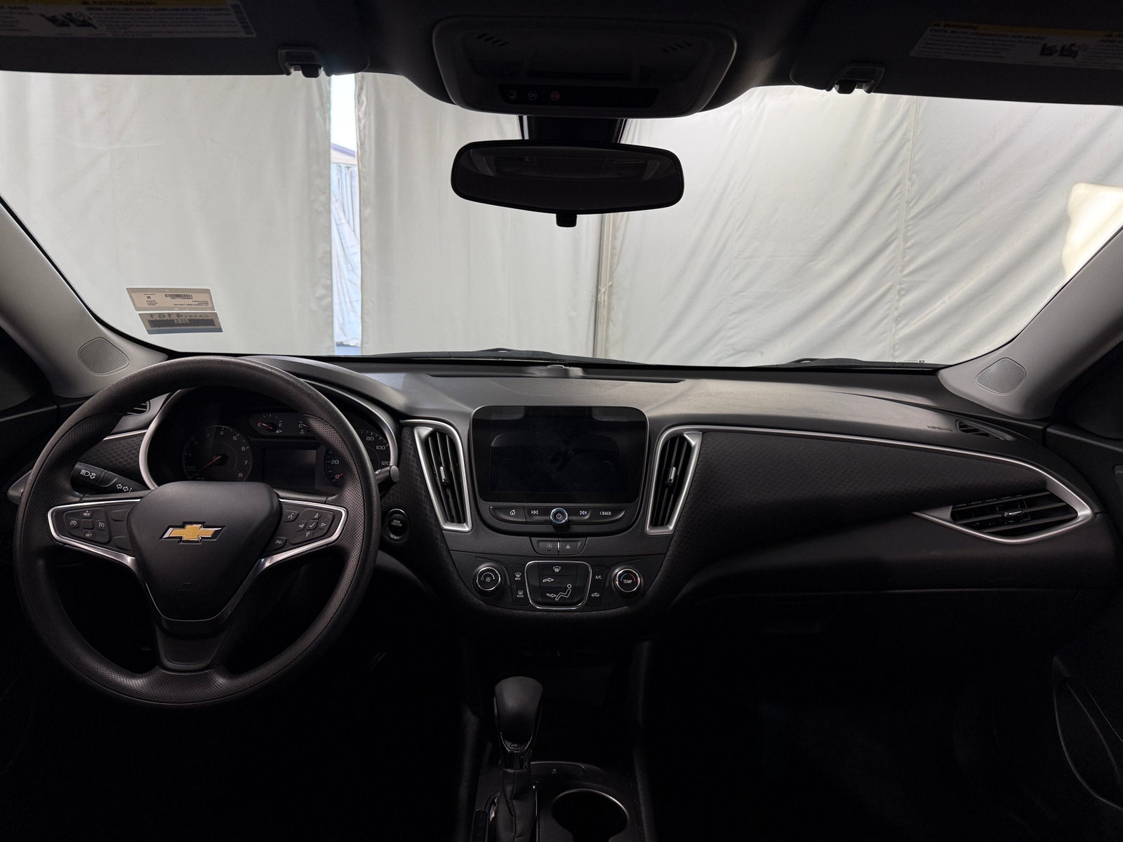 Thumbnail: 2022 Chevrolet Malibu - 3