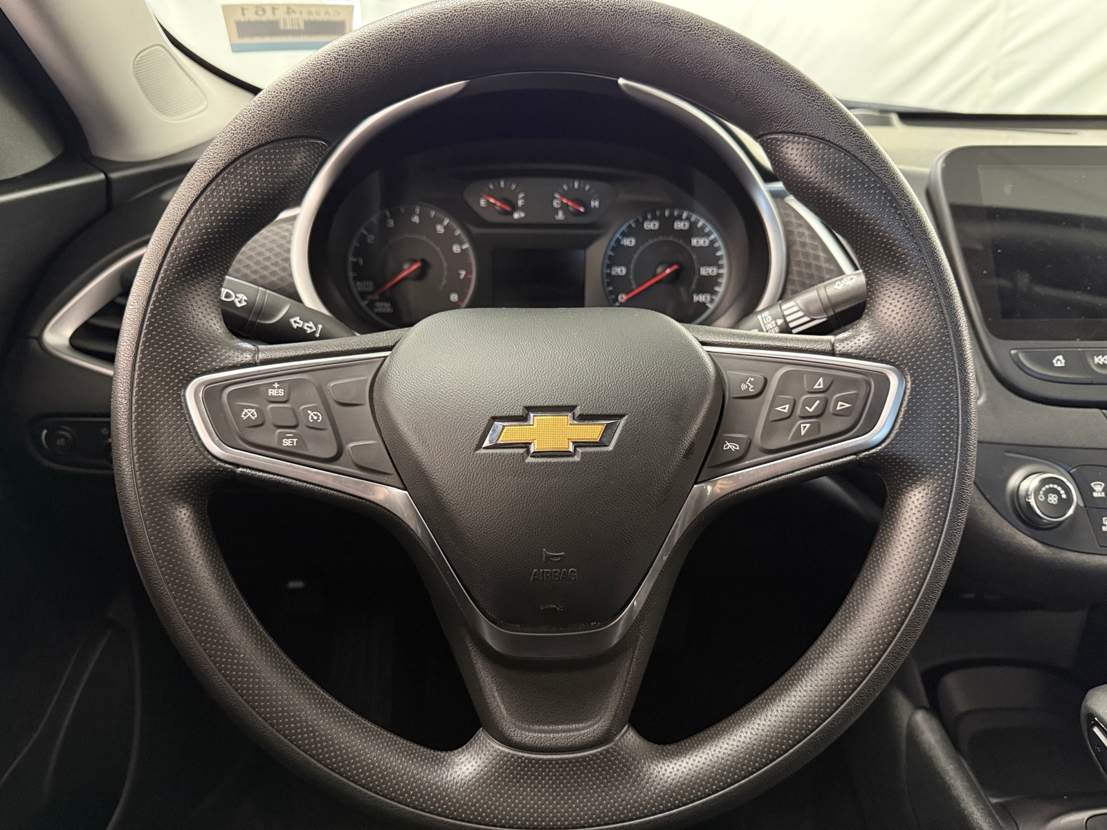 Thumbnail: 2022 Chevrolet Malibu - 5