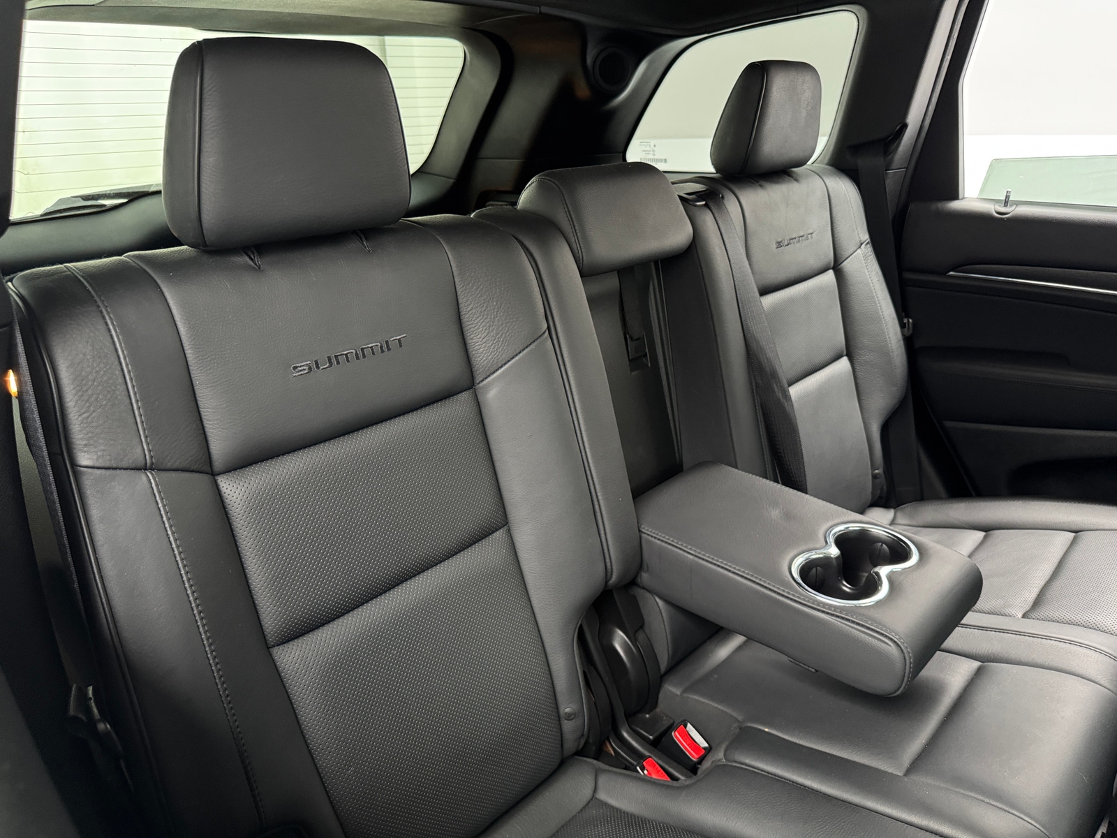 Thumbnail: 2014 Jeep Grand Cherokee - 5