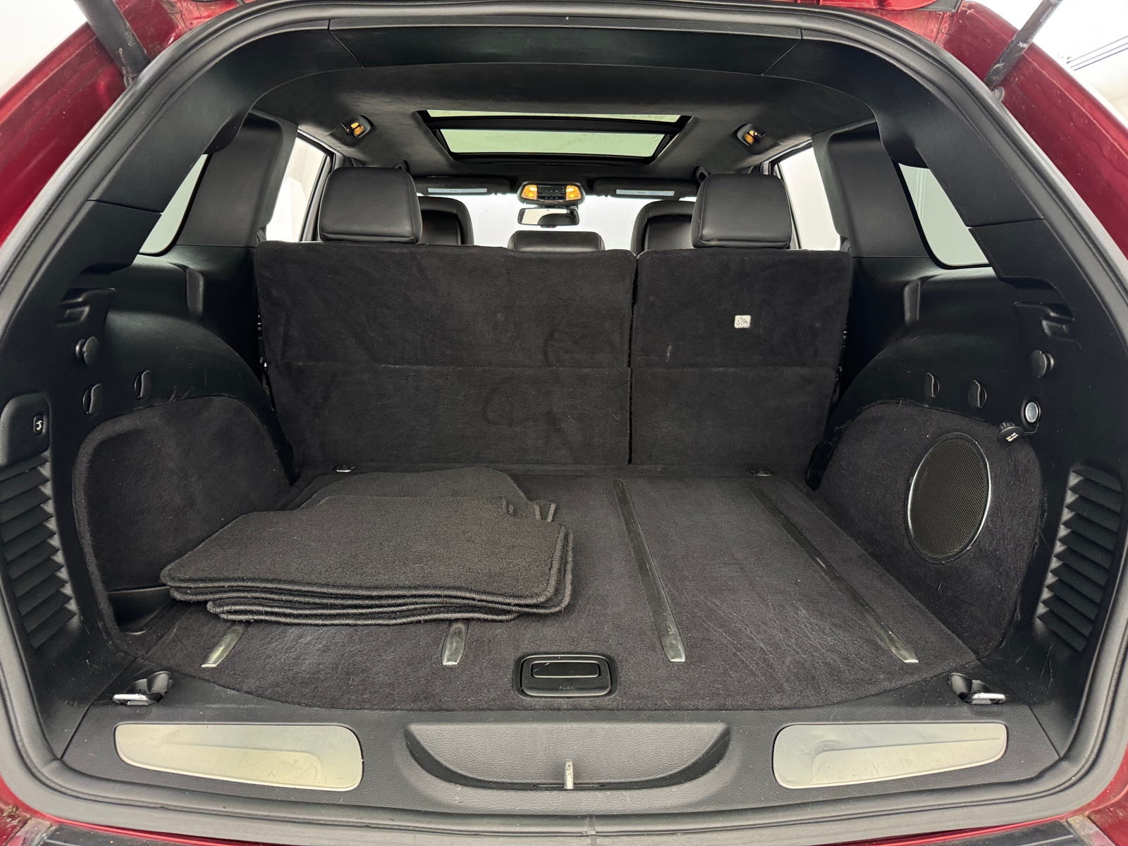 Thumbnail: 2014 Jeep Grand Cherokee - 6