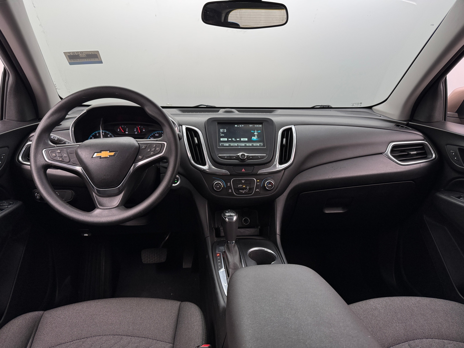 Thumbnail: 2018 Chevrolet Equinox - 3