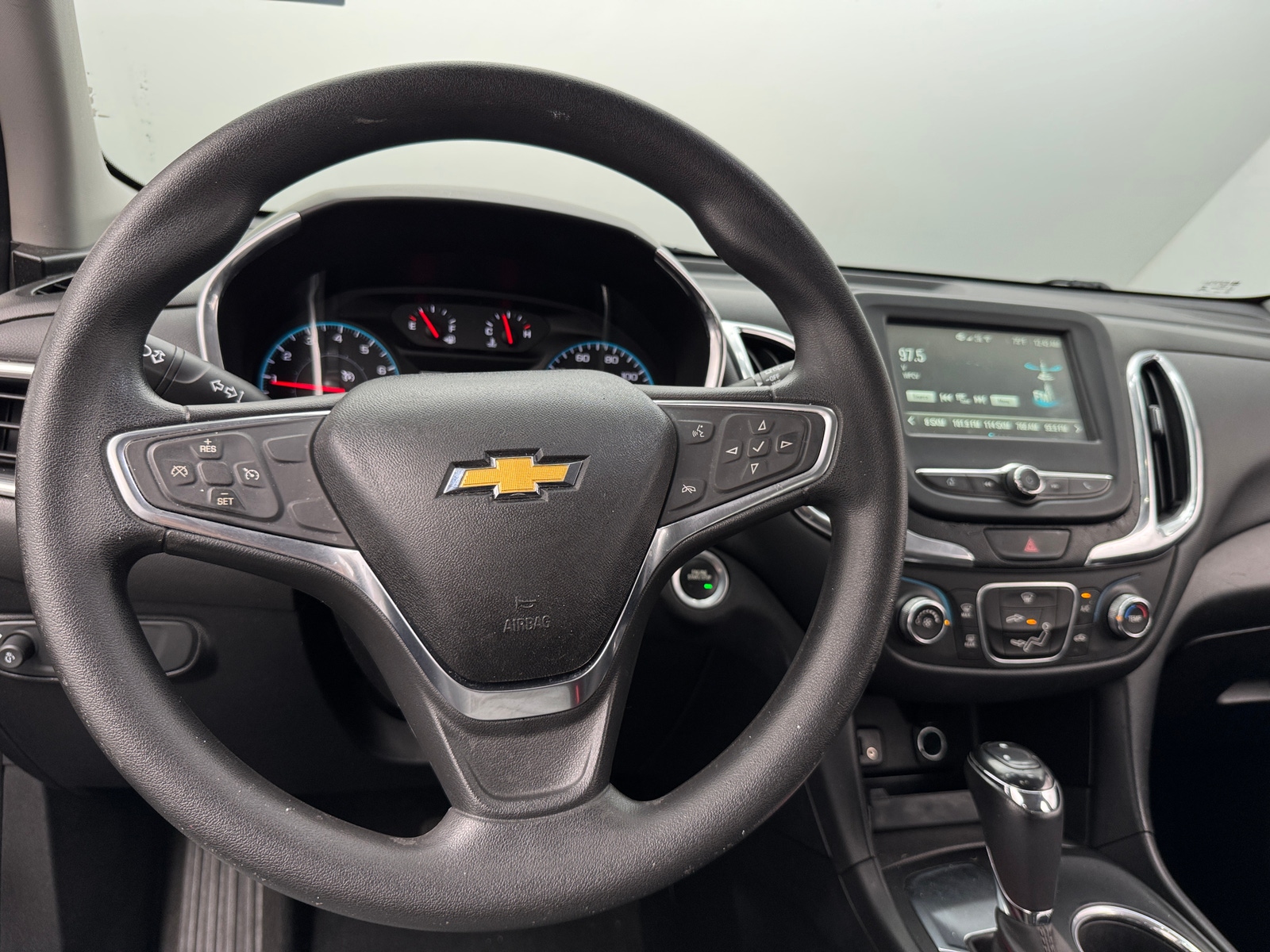 Thumbnail: 2018 Chevrolet Equinox - 5