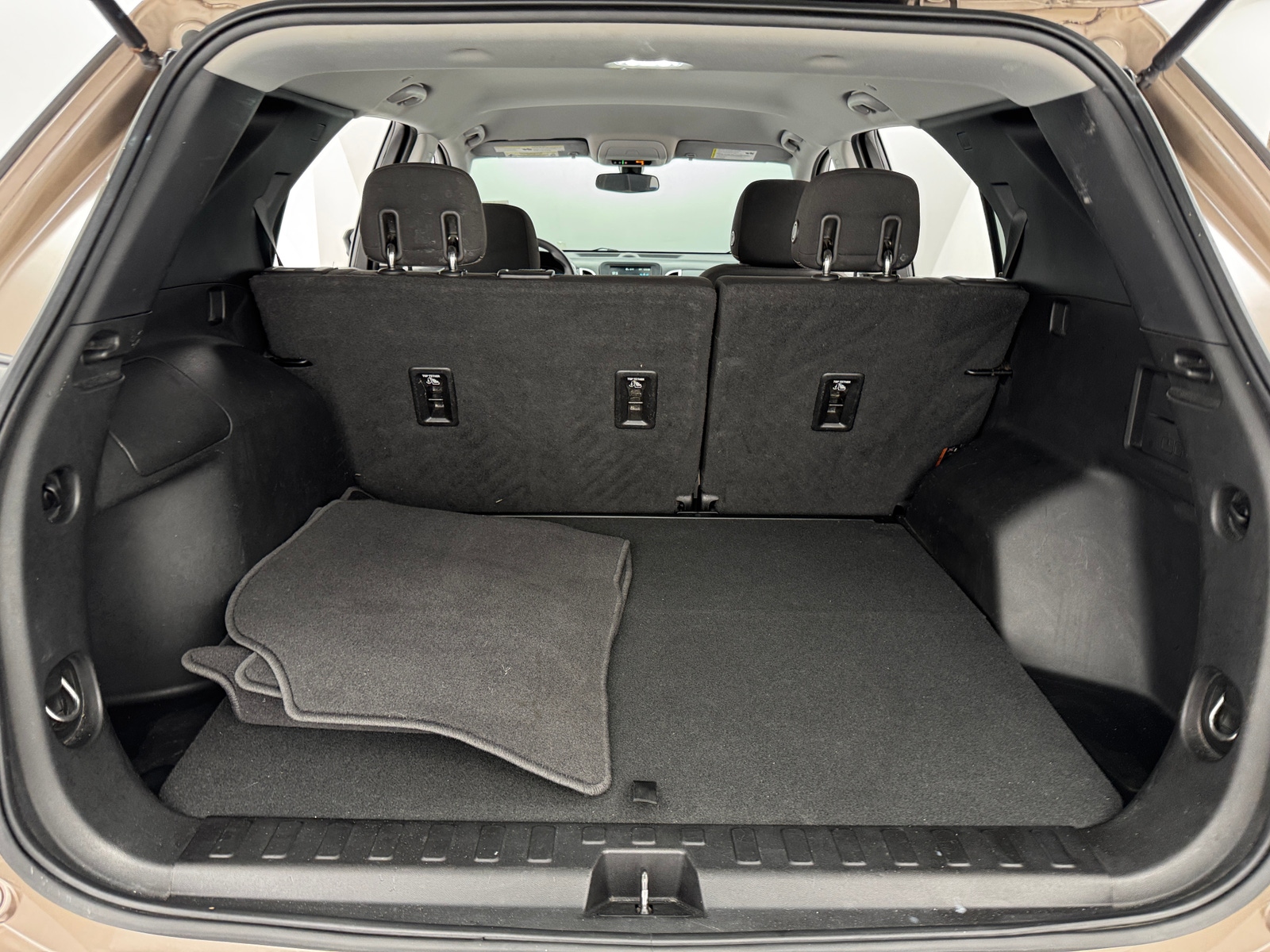 Thumbnail: 2018 Chevrolet Equinox - 7