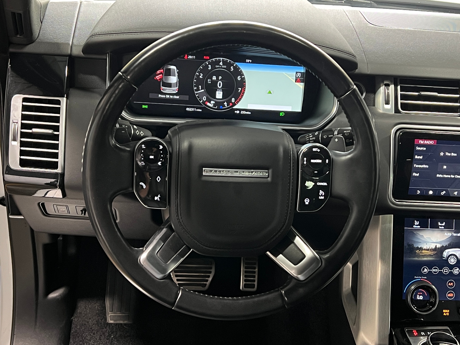 Thumbnail: 2021 Land Rover Range Rover - 4