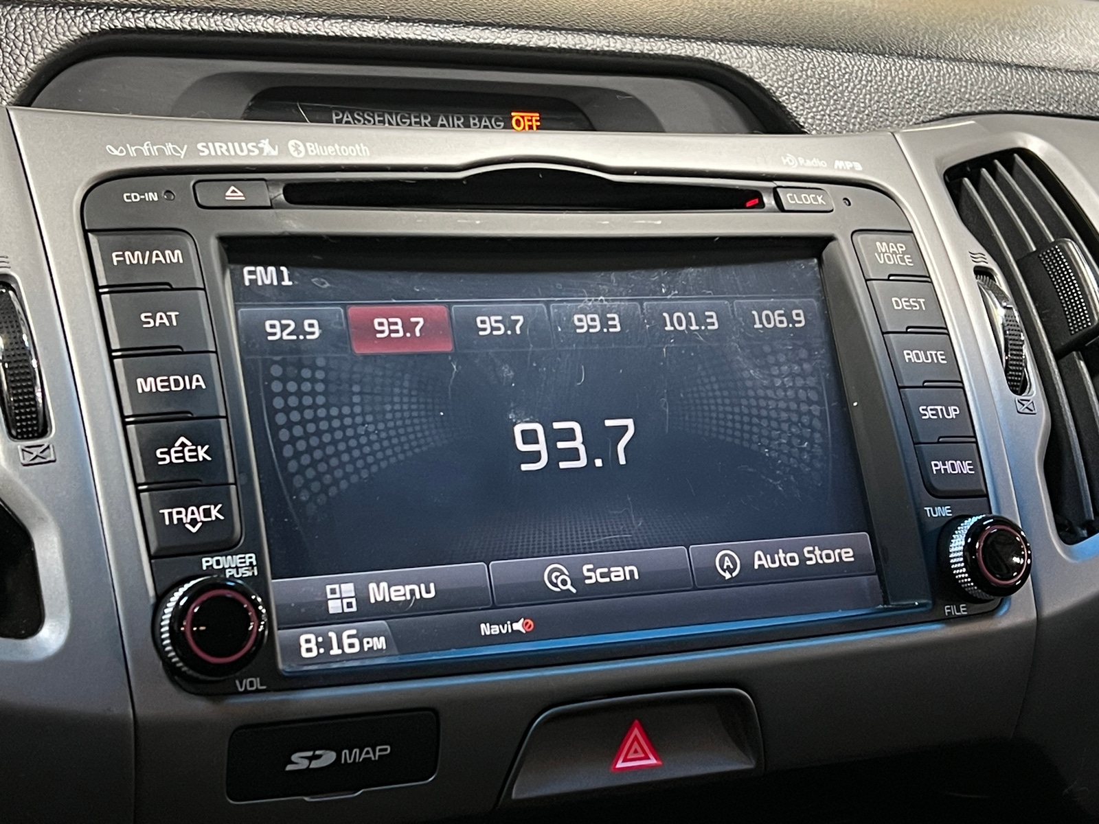 Thumbnail: 2016 Kia Sportage - 3