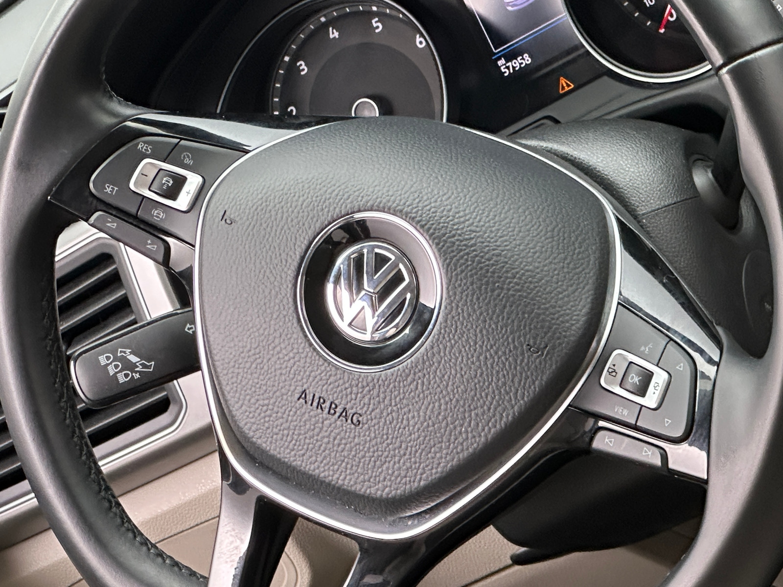 Thumbnail: 2019 Volkswagen Atlas - 4