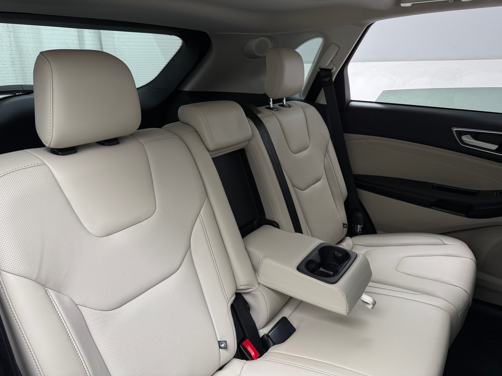 Thumbnail: 2018 Ford Edge - 5