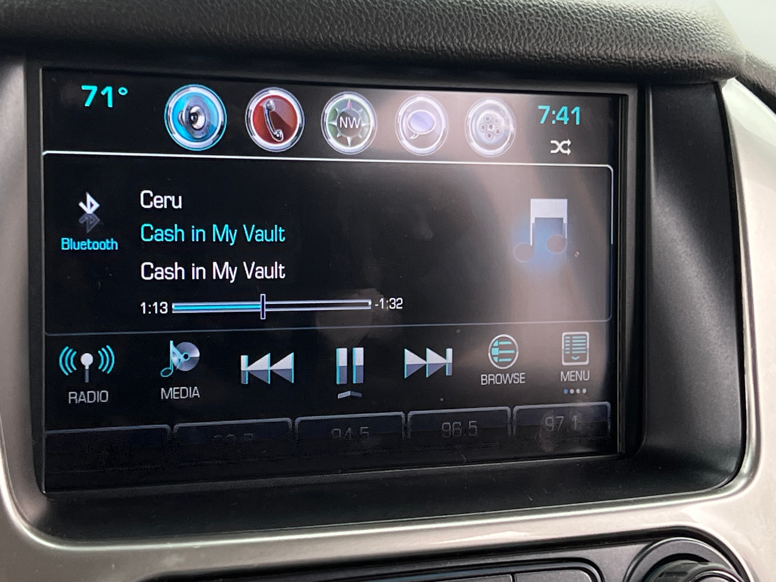 Thumbnail: 2017 Chevrolet Tahoe - 3