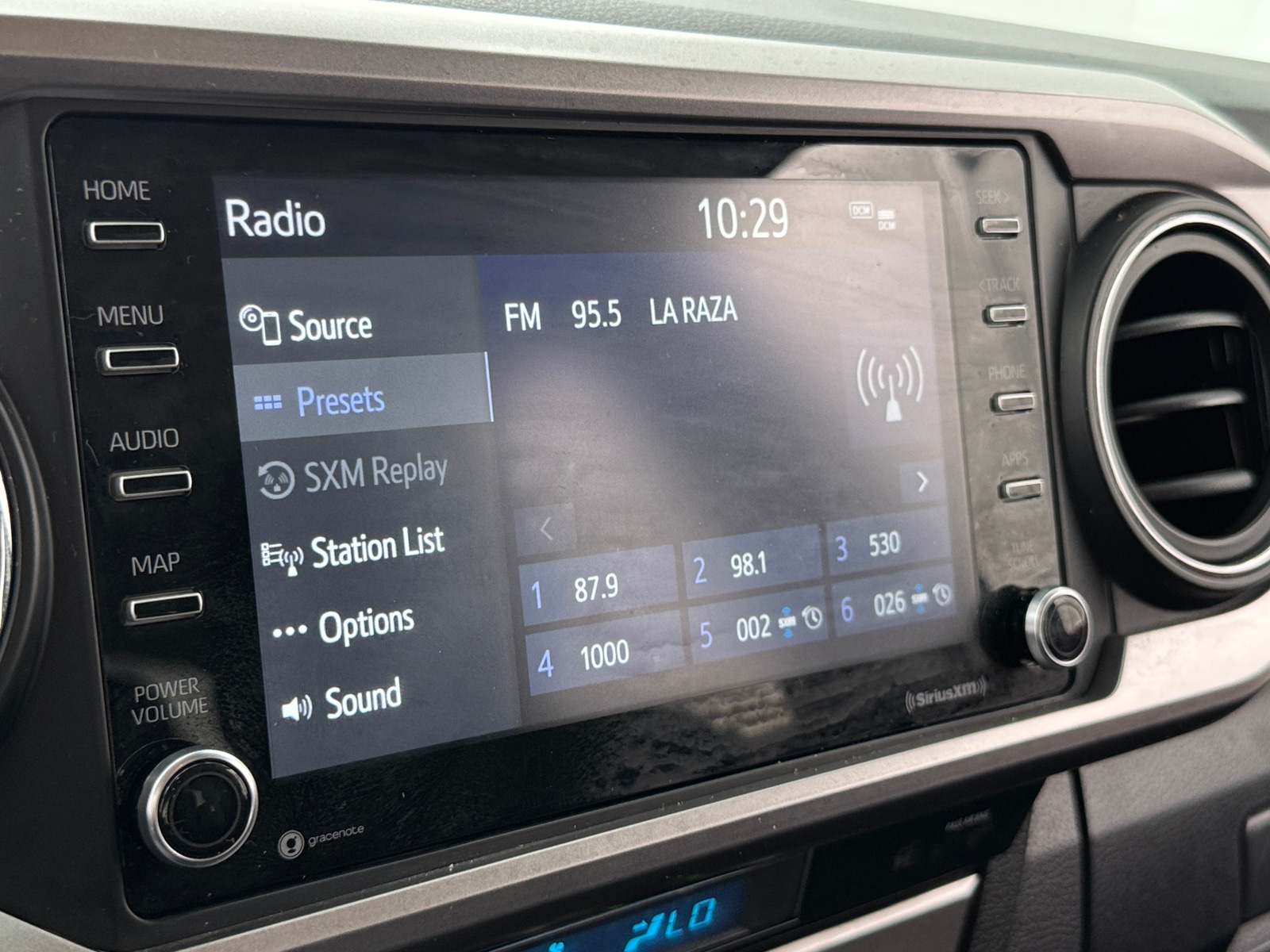 Thumbnail: 2022 Toyota Tacoma - 4