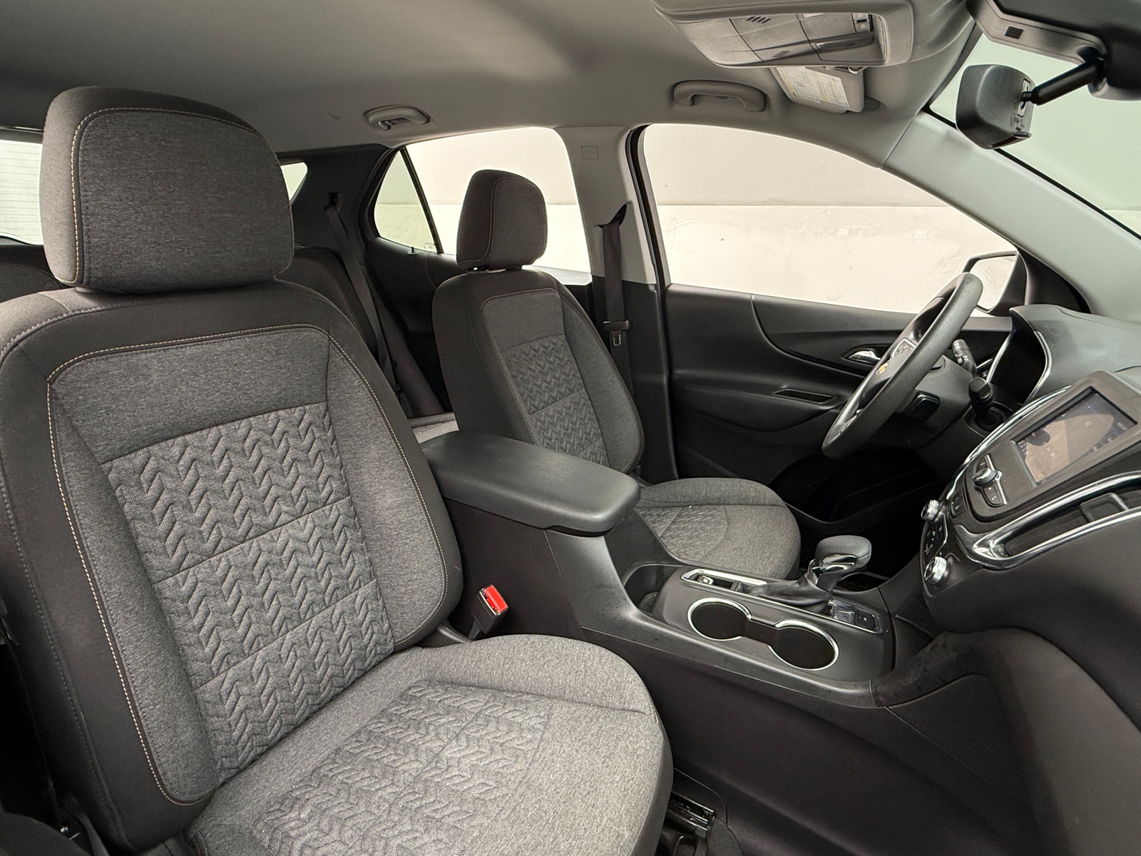 Thumbnail: 2022 Chevrolet Equinox - 2