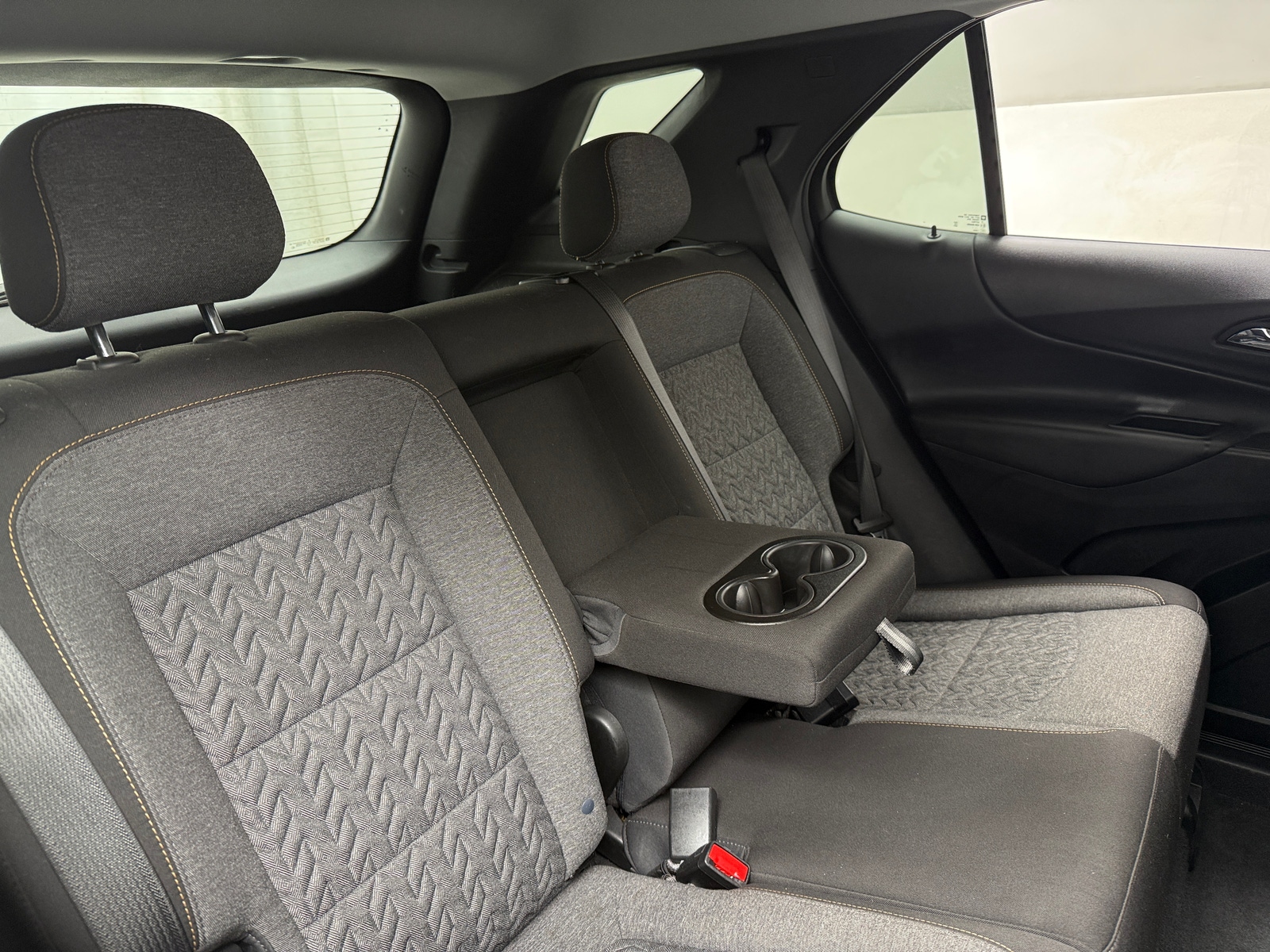 Thumbnail: 2022 Chevrolet Equinox - 6