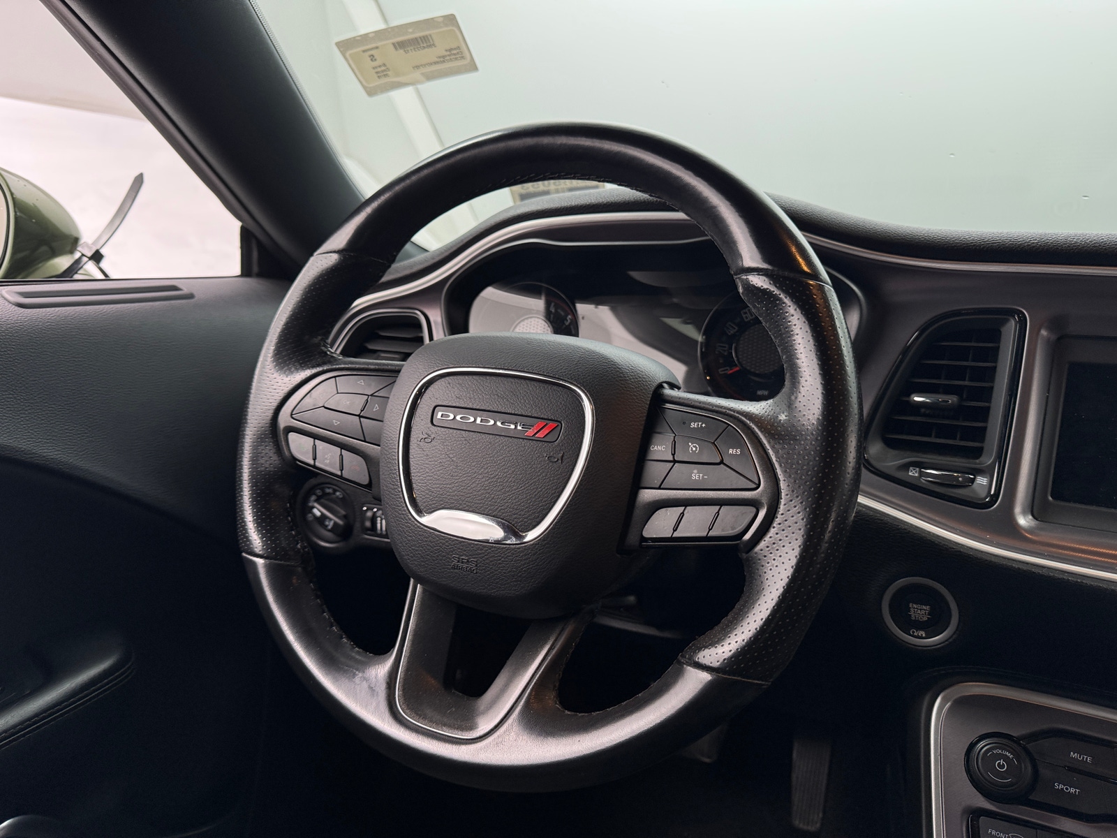 Thumbnail: 2019 Dodge Challenger - 4