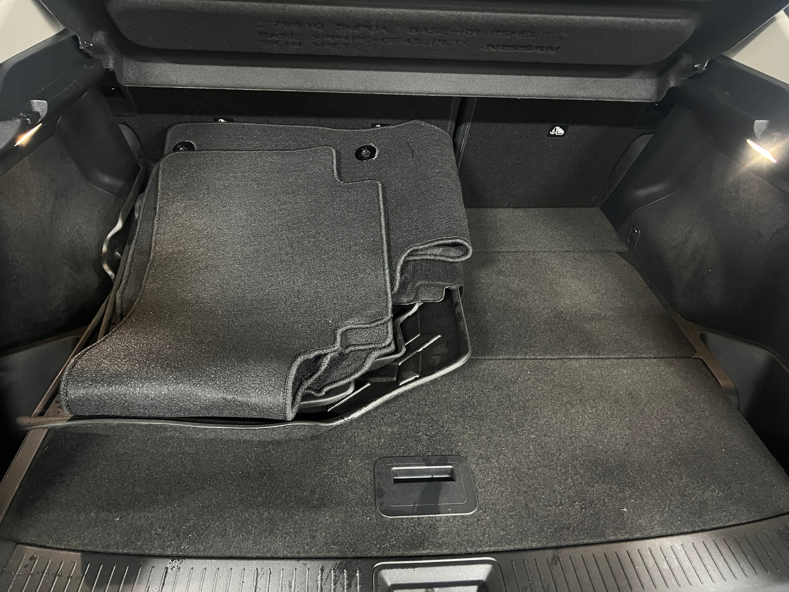 Thumbnail: 2023 Nissan Ariya - 6