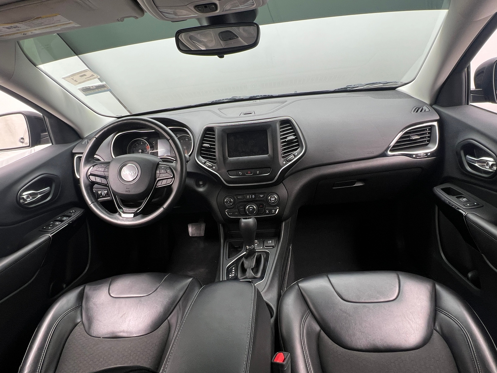 Thumbnail: 2021 Jeep Cherokee - 3