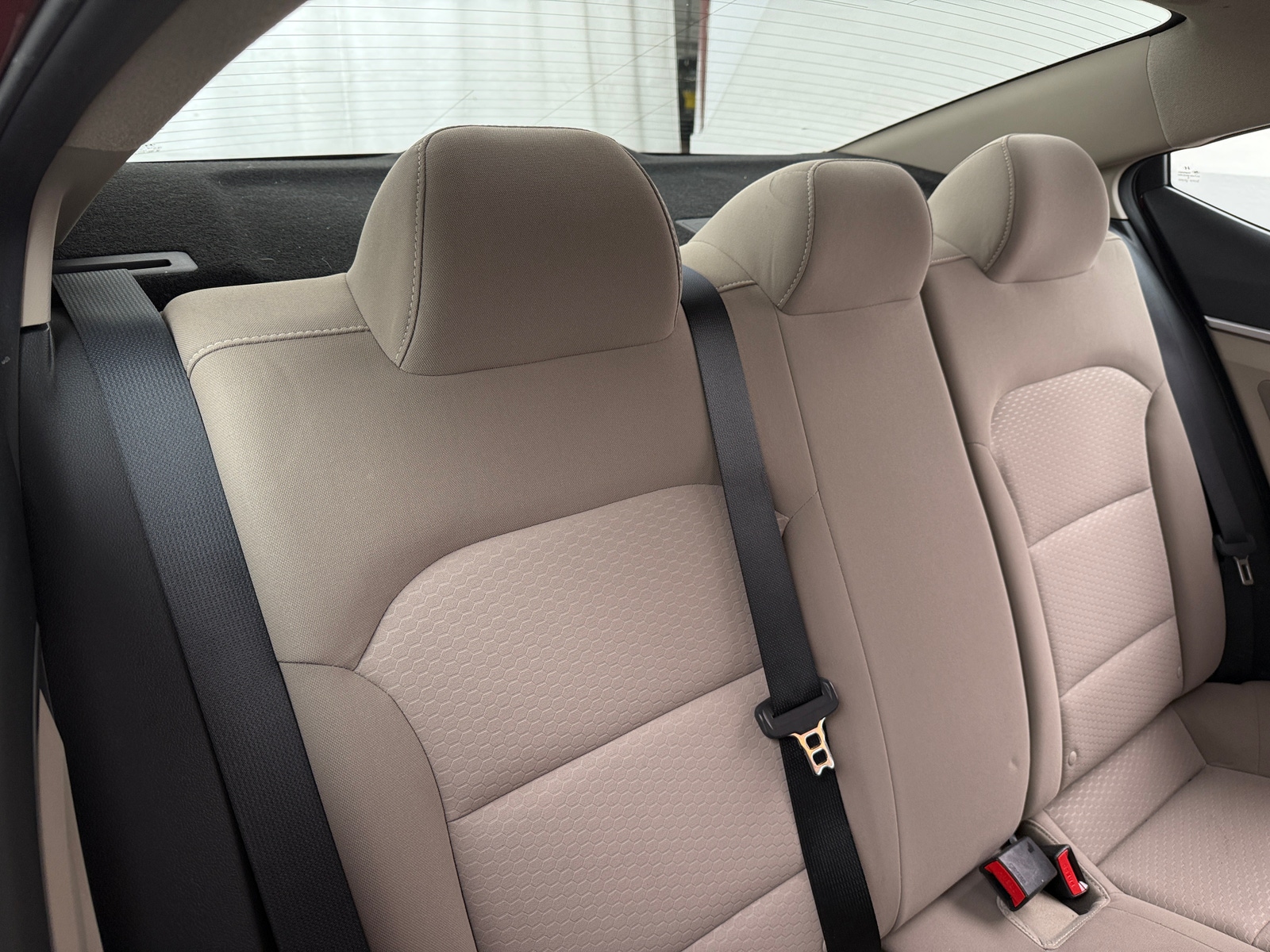 Thumbnail: 2020 Hyundai Elantra - 6