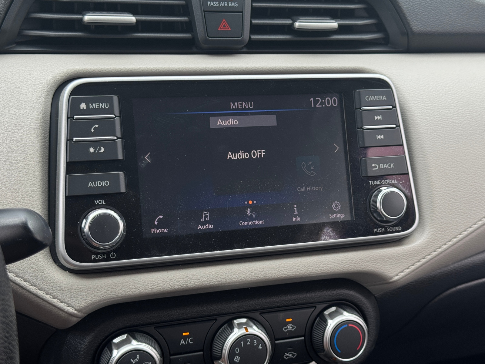 Thumbnail: 2022 Nissan Versa - 4