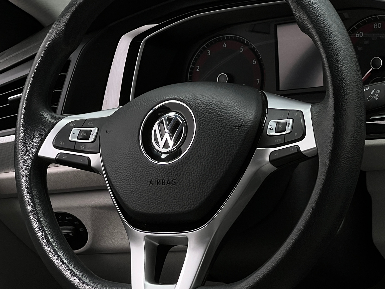 Thumbnail: 2019 Volkswagen Jetta - 5