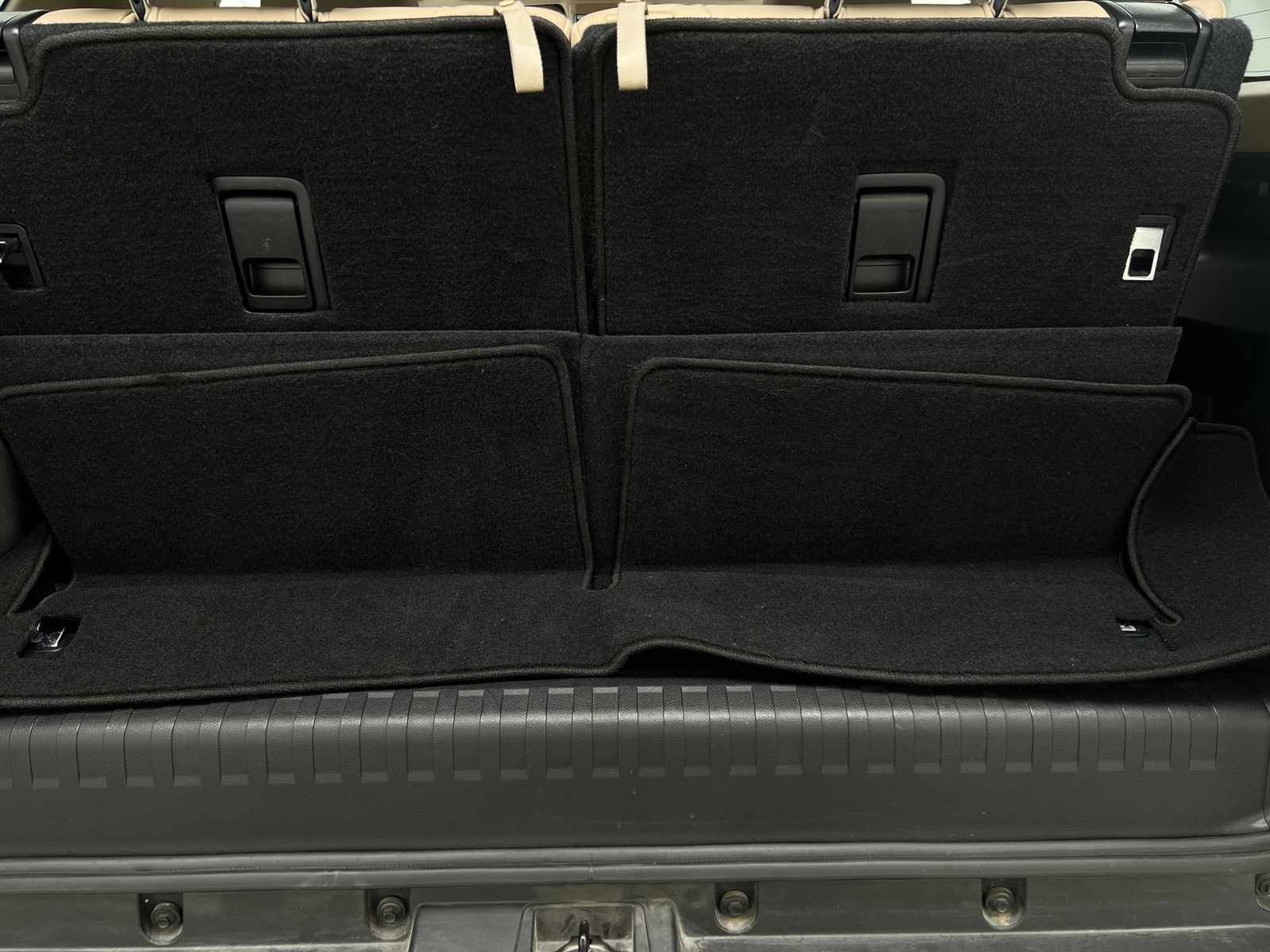 Thumbnail: 2016 Toyota 4Runner - 6