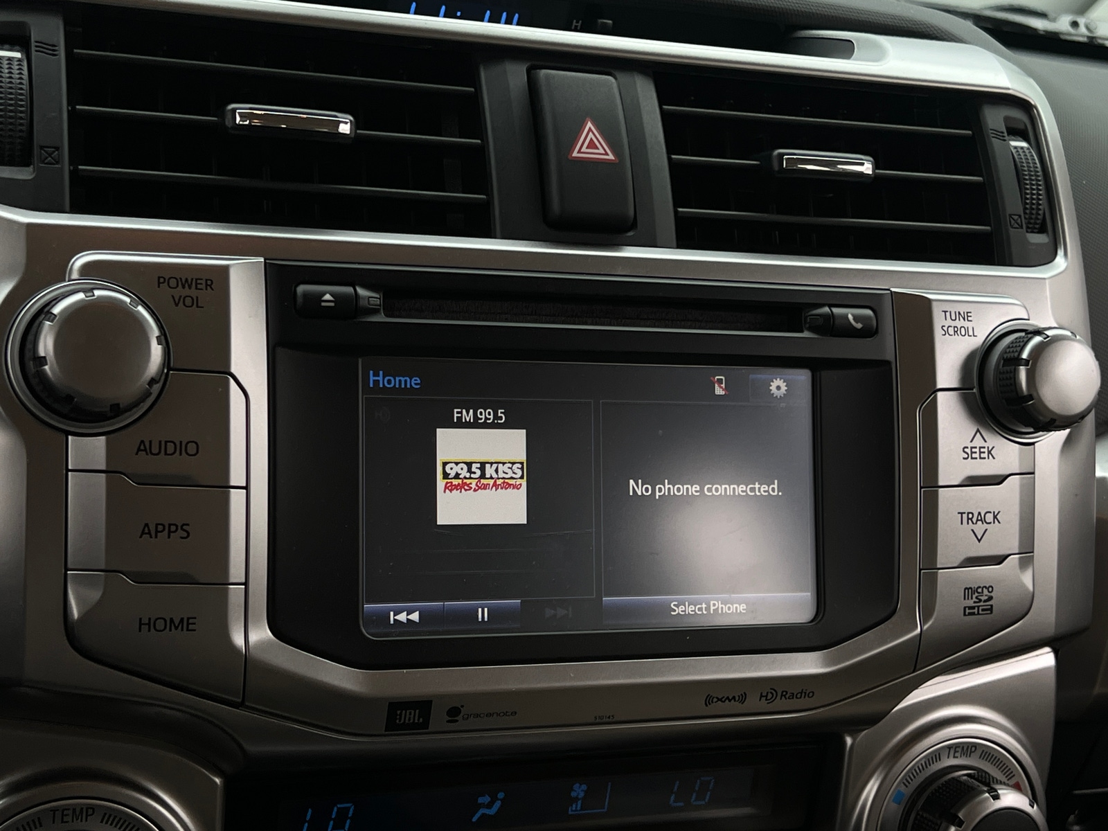 Thumbnail: 2016 Toyota 4Runner - 3