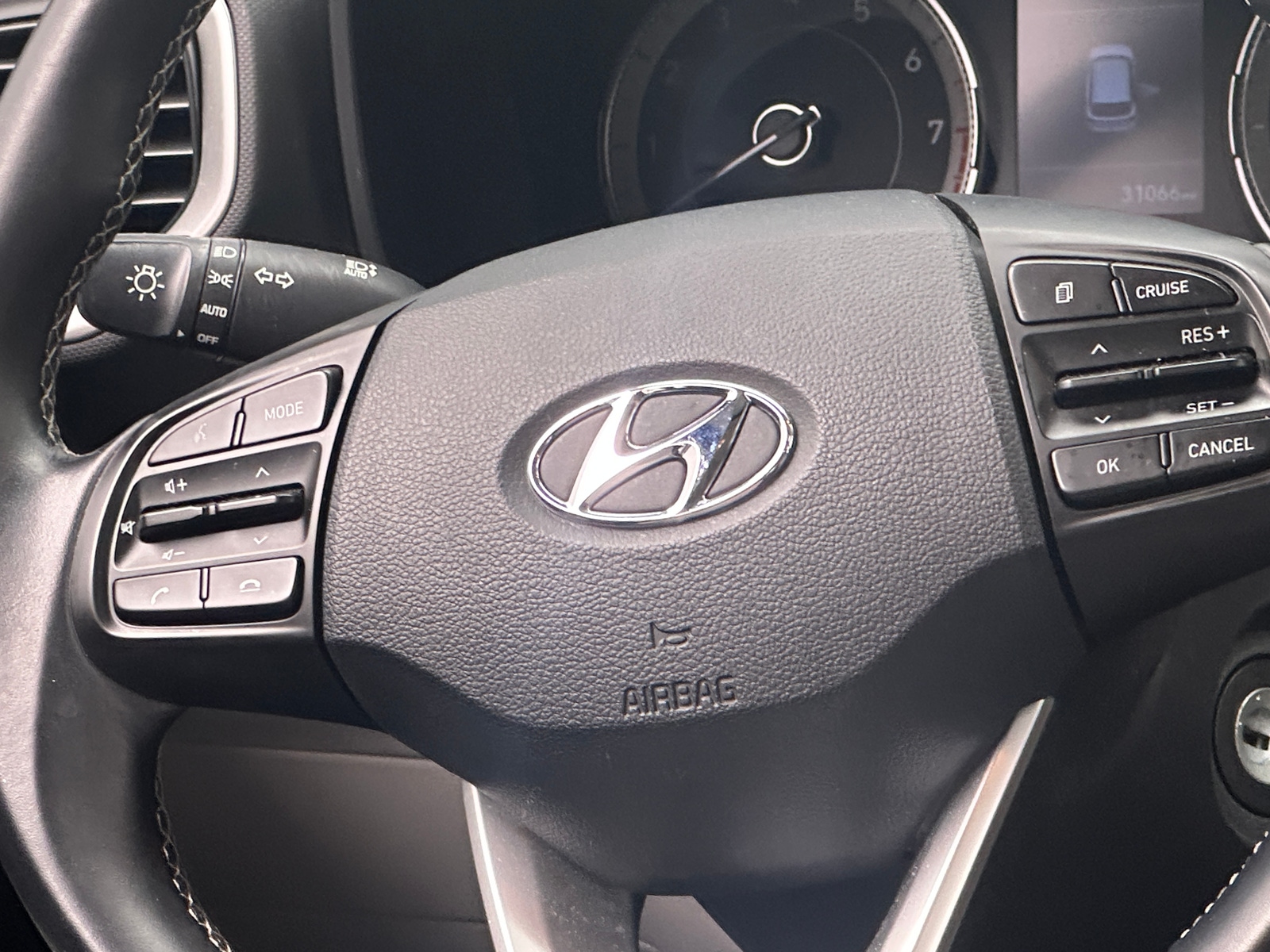 Thumbnail: 2022 Hyundai Venue - 5