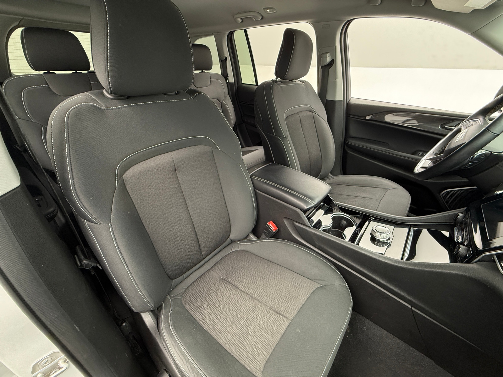 Thumbnail: 2022 Jeep Grand Cherokee - 2