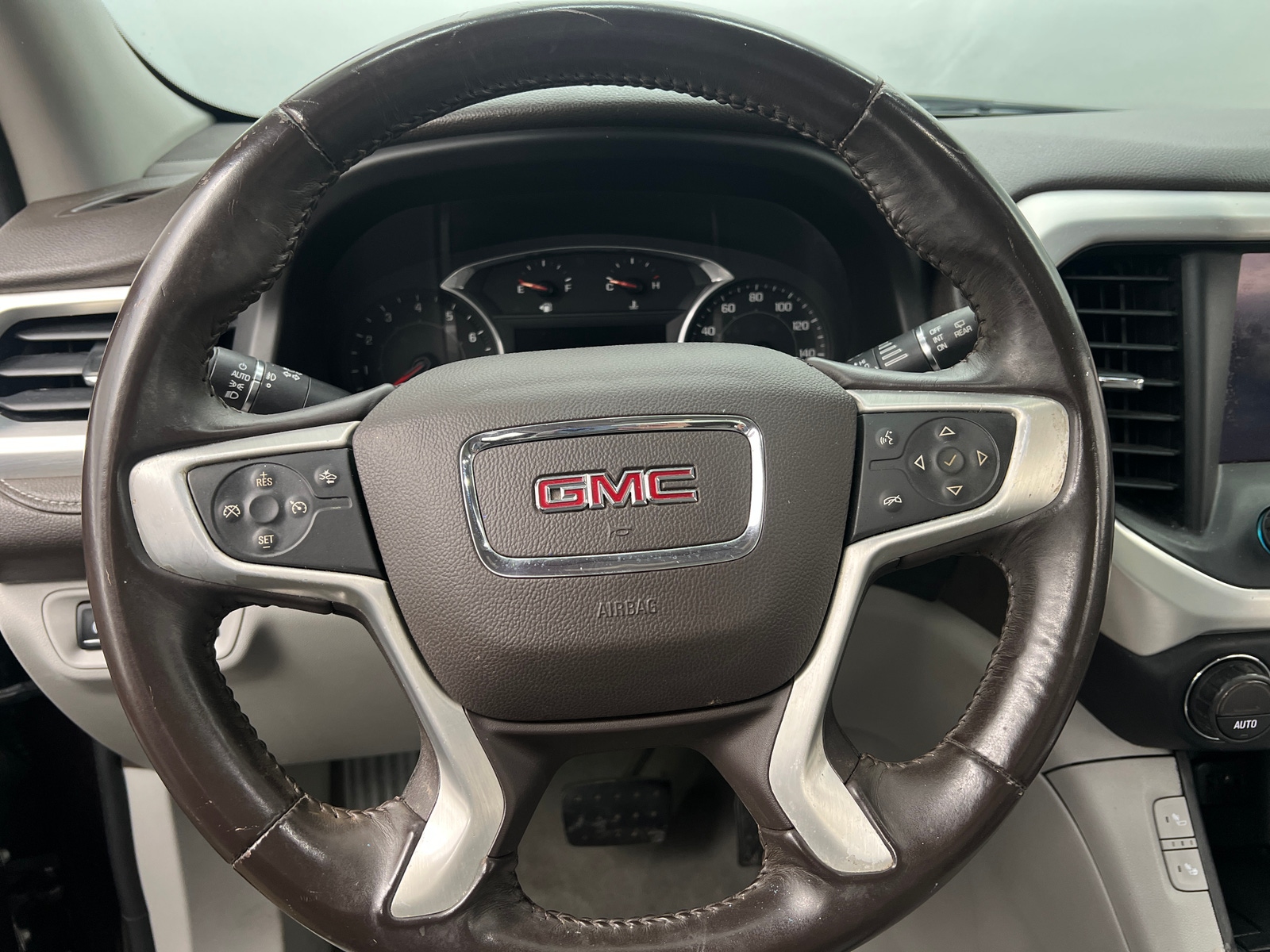 Thumbnail: 2018 GMC Acadia - 4