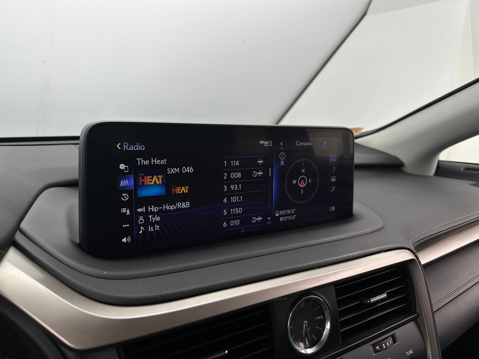 Thumbnail: 2020 Lexus RX - 3