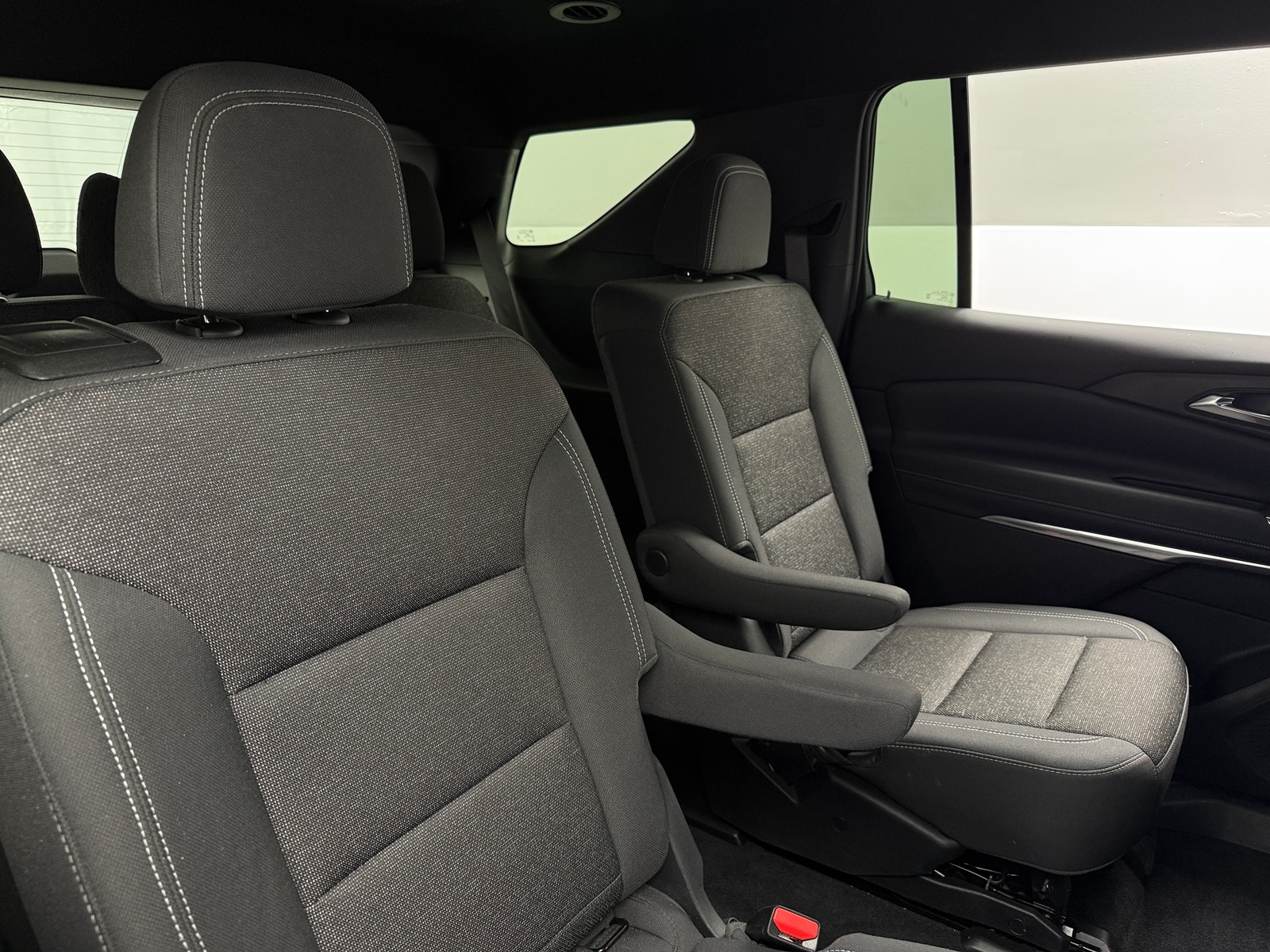 Thumbnail: 2025 Chevrolet Traverse - 6