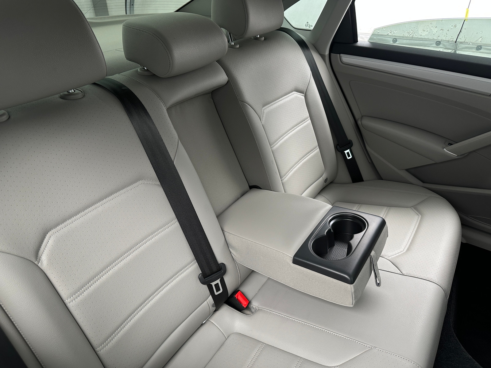 Thumbnail: 2019 Volkswagen Passat - 5